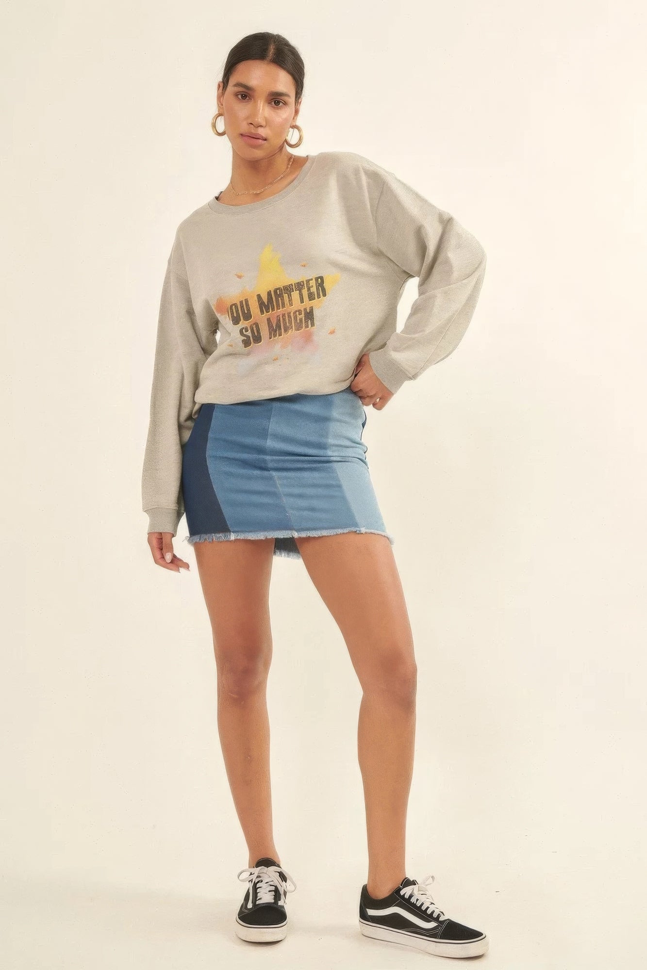 Heather Grey You Matter Graphic Sweatshirt Secondary image