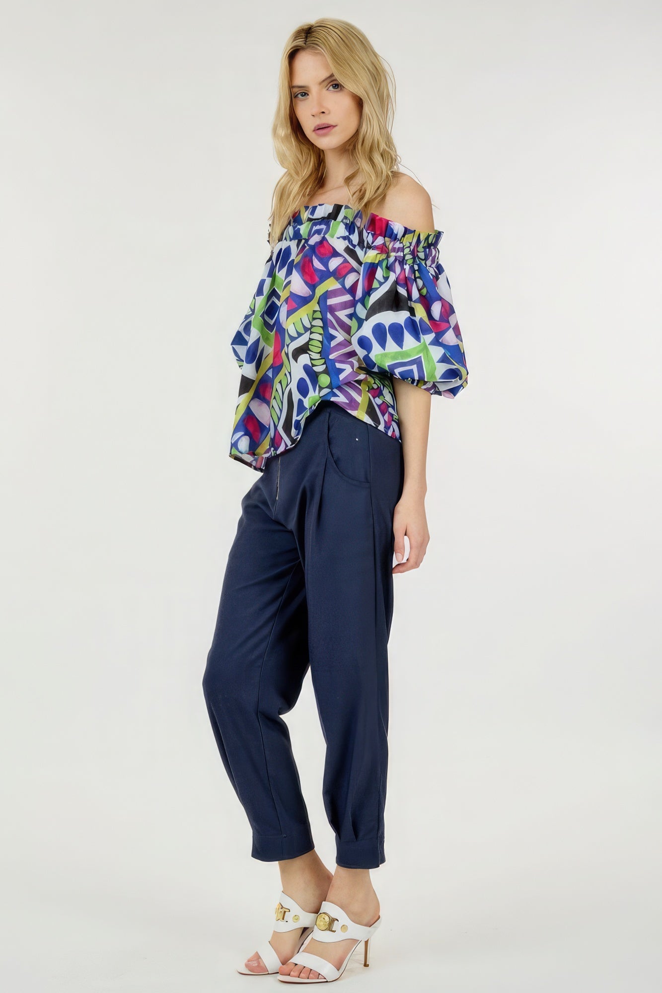 High-Waisted Front-Zip Pants Secondary image