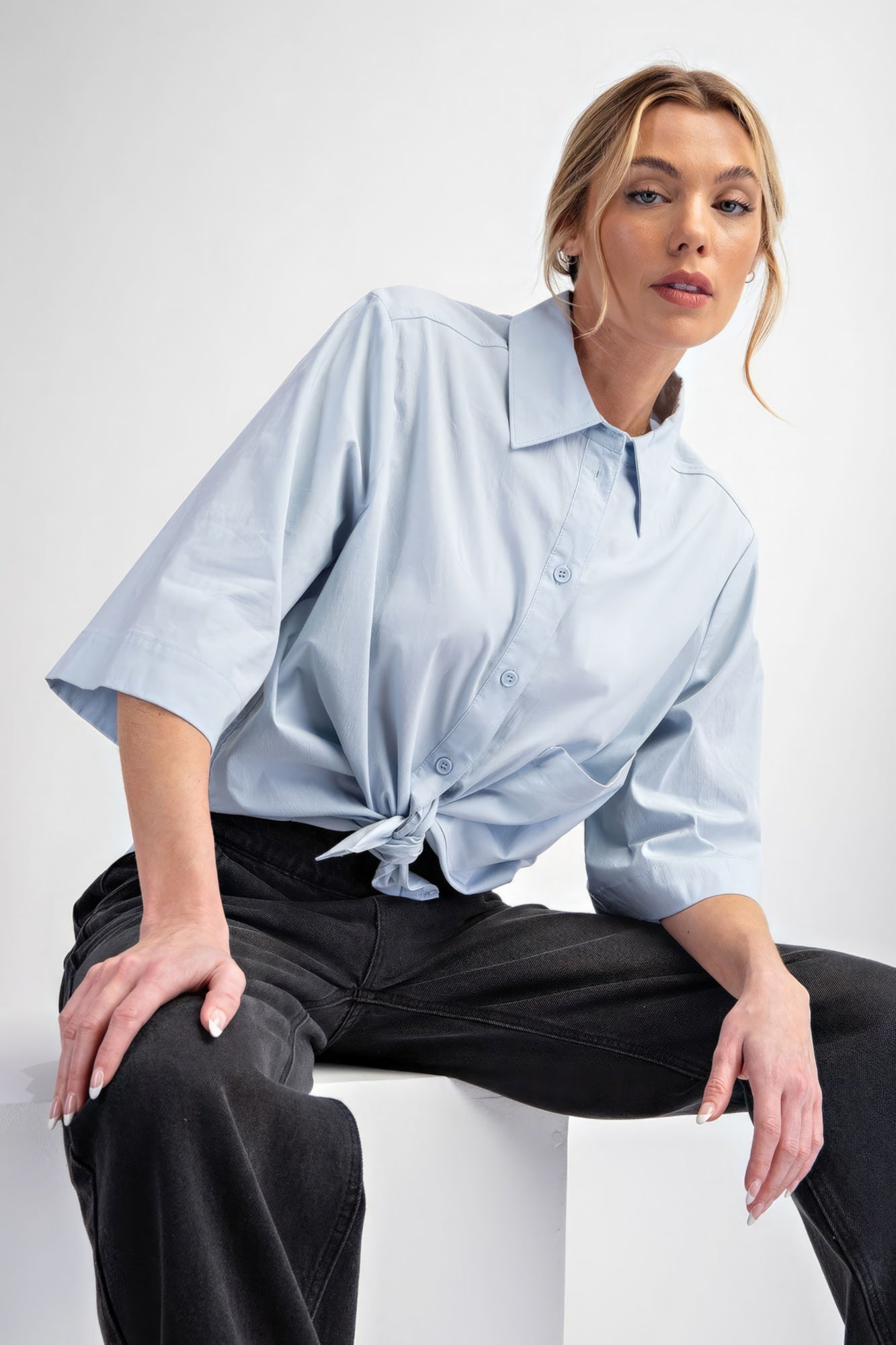 Sky Blue Stretch Poplin Button-Down Shirt with Front Pocket Secondary image