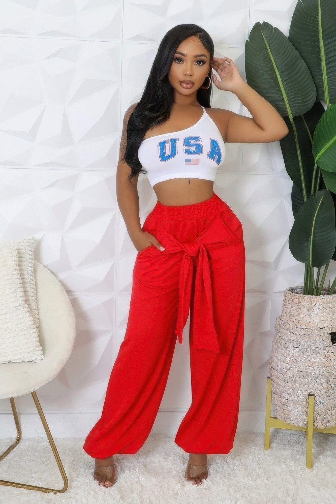 Red High-Waisted Wide-Leg Pants with Pockets Secondary image