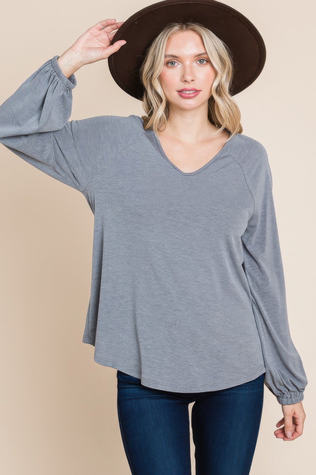 Gray V-Neck Long-Sleeve Casual Top Secondary image