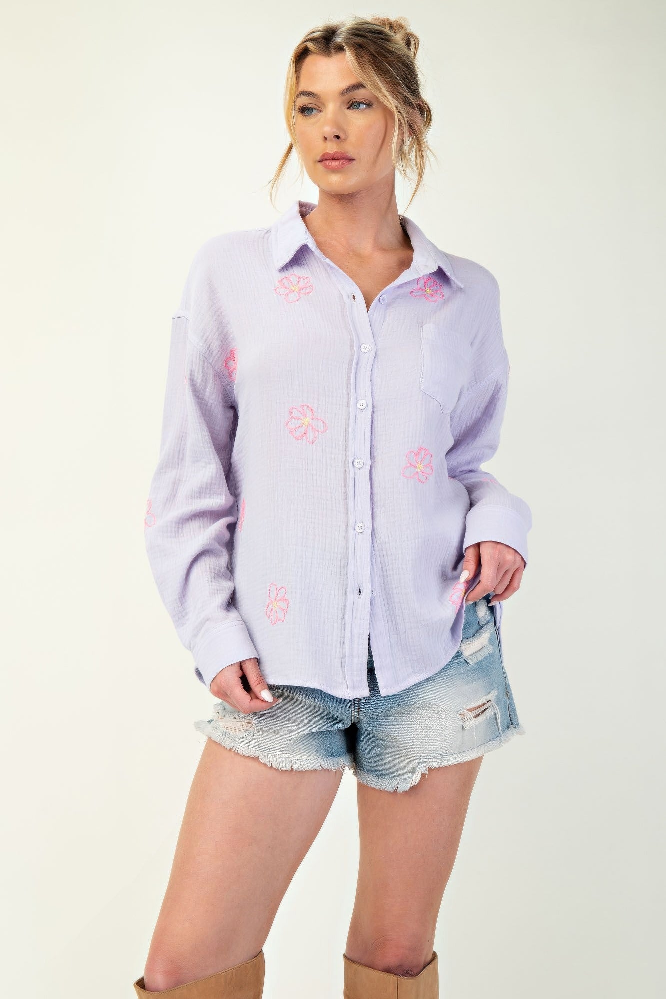 Lavender Floral Embroidered Cotton Gauze Shirt Secondary image