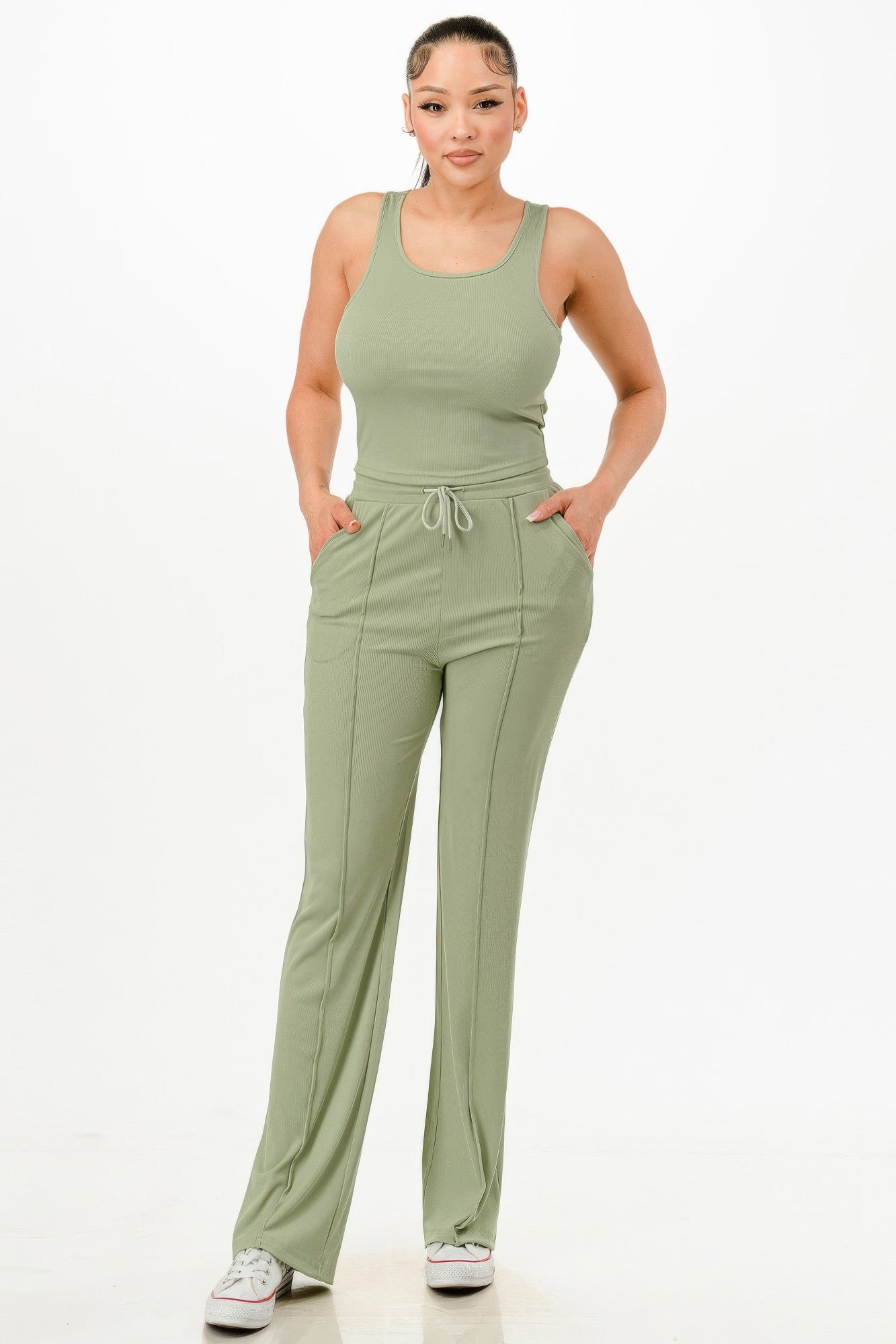 Ribbed Green Tank and Drawstring Pants Set Secondary image
