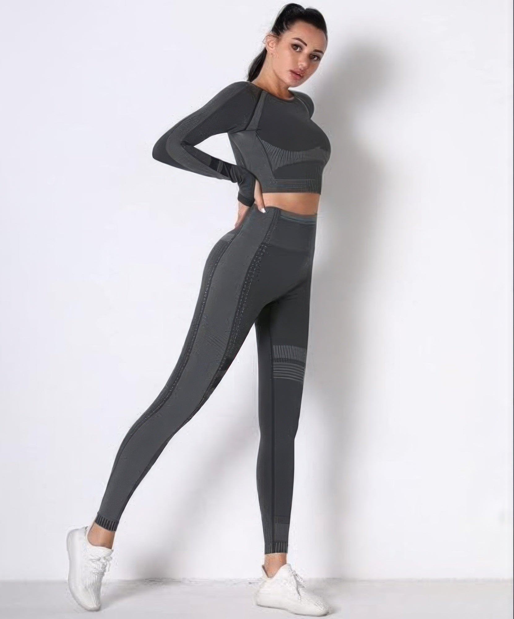 Black Seamless Long Sleeve Crop Top and Leggings Set Secondary image