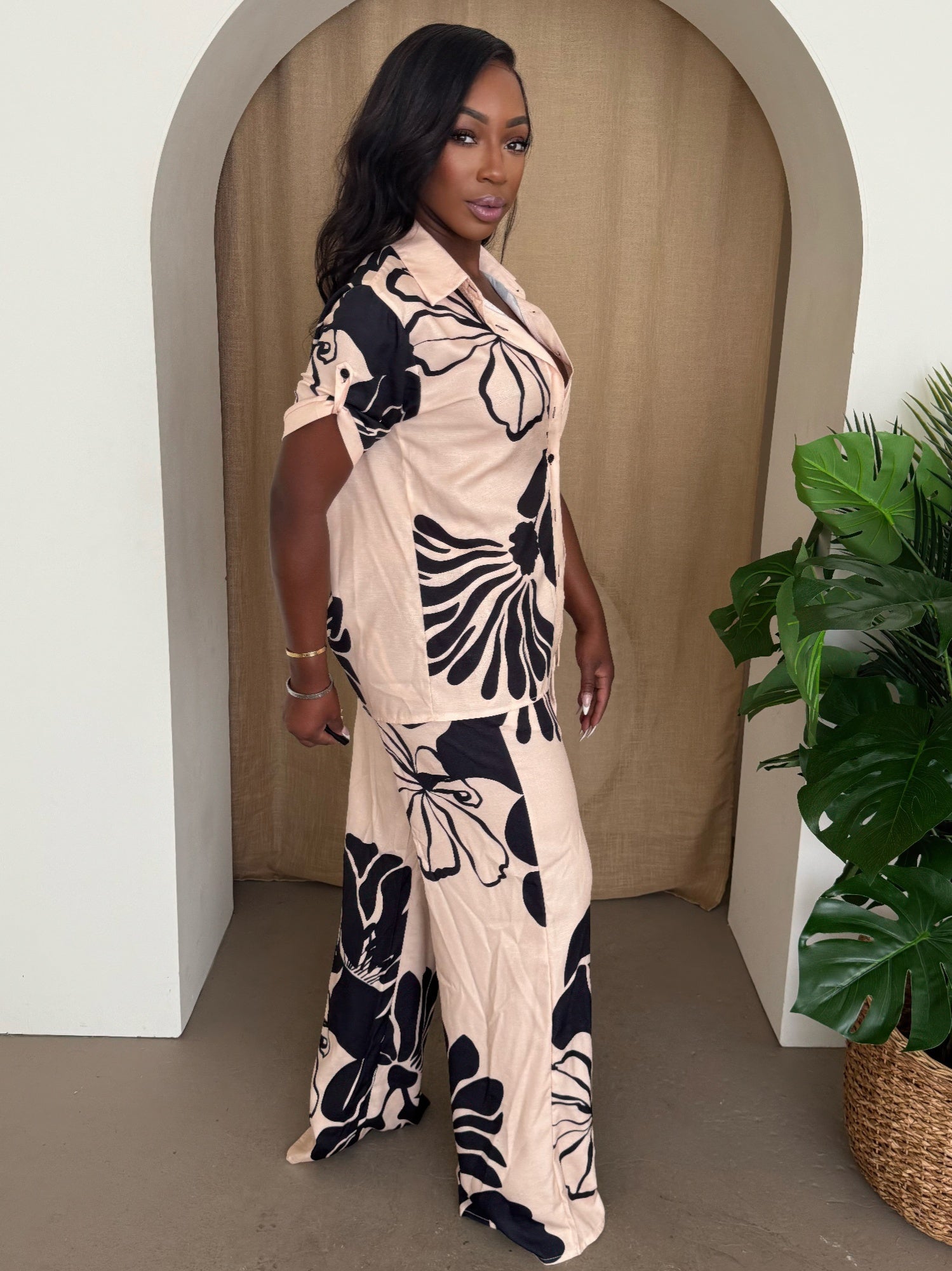 Blush Floral Button-Up Shirt and Wide-Leg Pants Set Secondary image