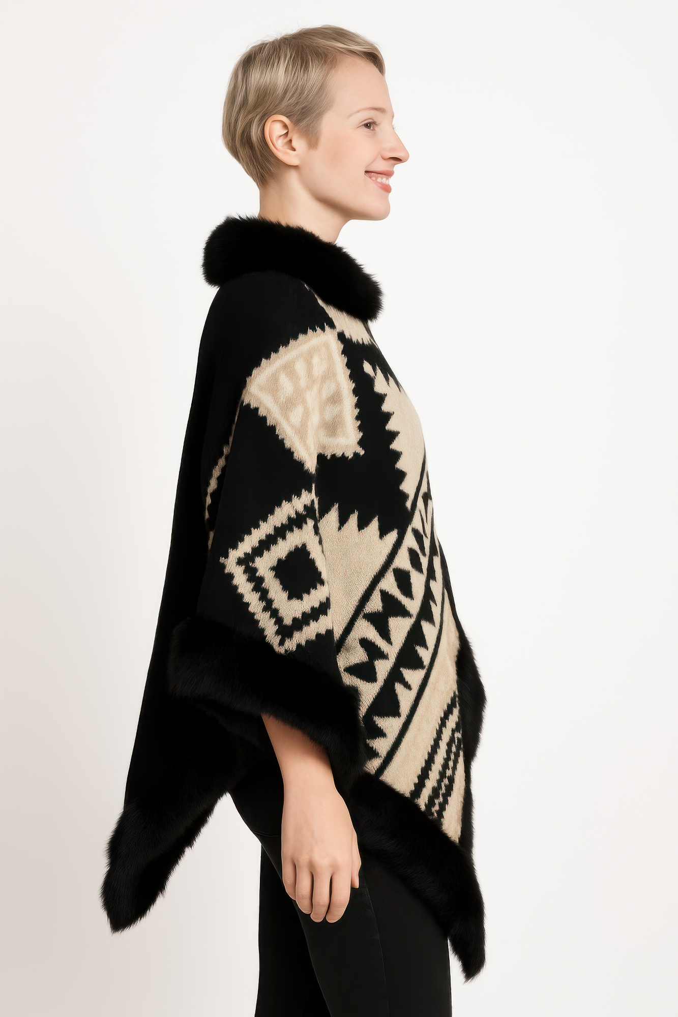 Tribal Pattern Faux Fur Trim Poncho Secondary image