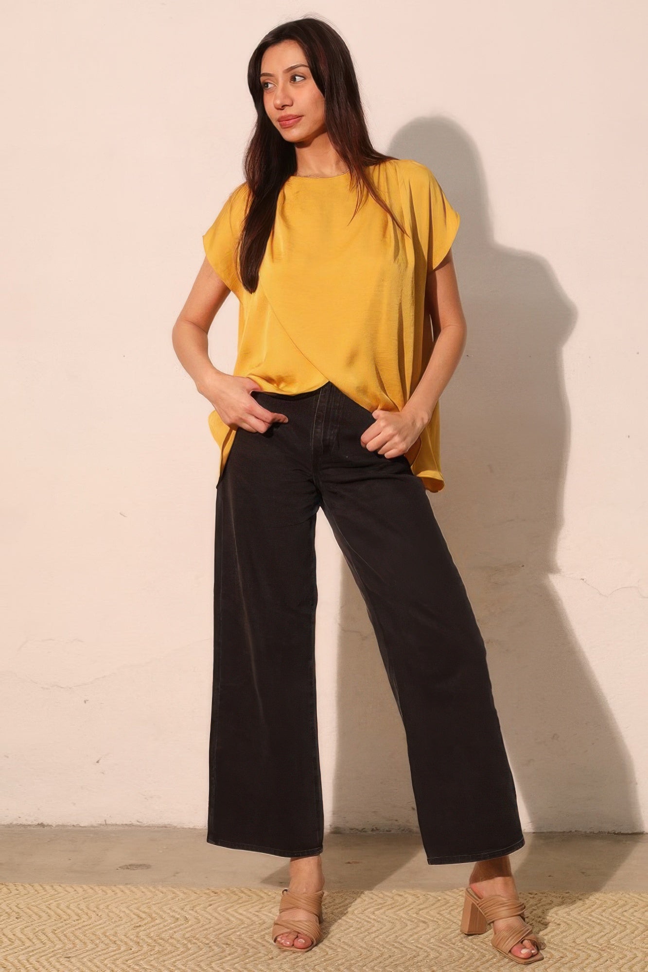 Tulip Hem Washed-Texture Tunic Top Secondary image