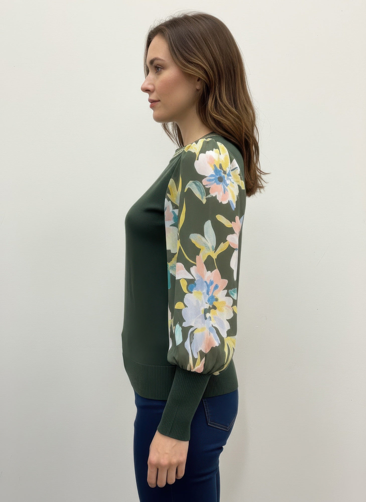 Printed-Sleeve Green Knit Pullover Sweater Secondary image