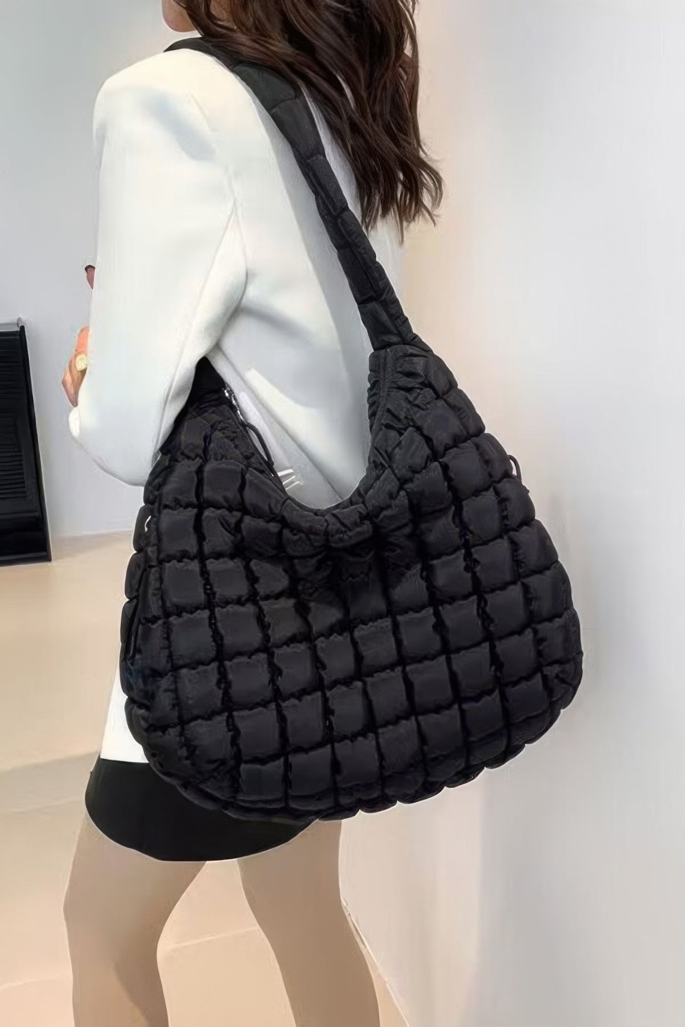 Quilted Padded Nylon Crossbody Bag Secondary image