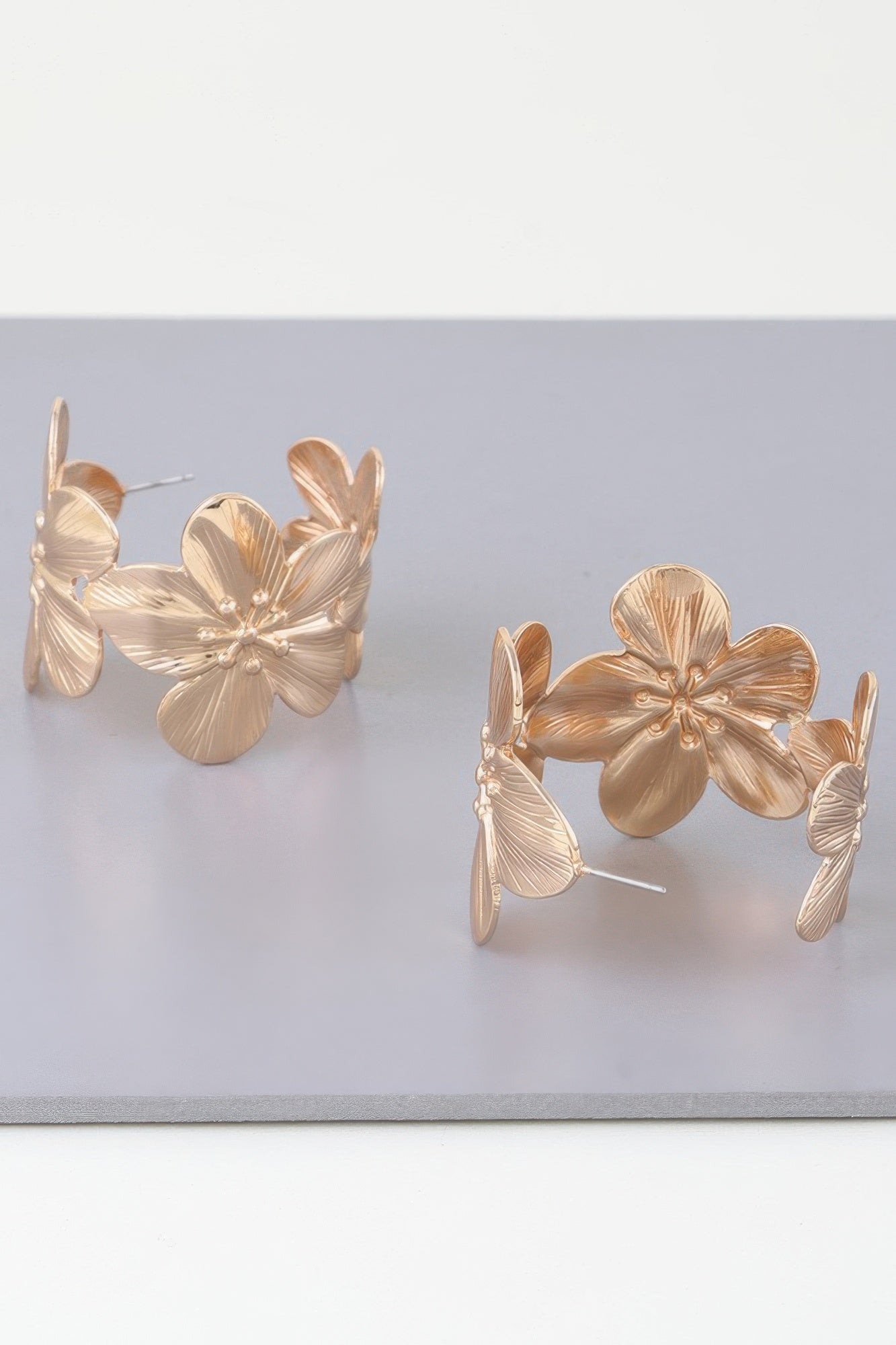 Gold Floral-Detail Hoop Earrings Secondary image