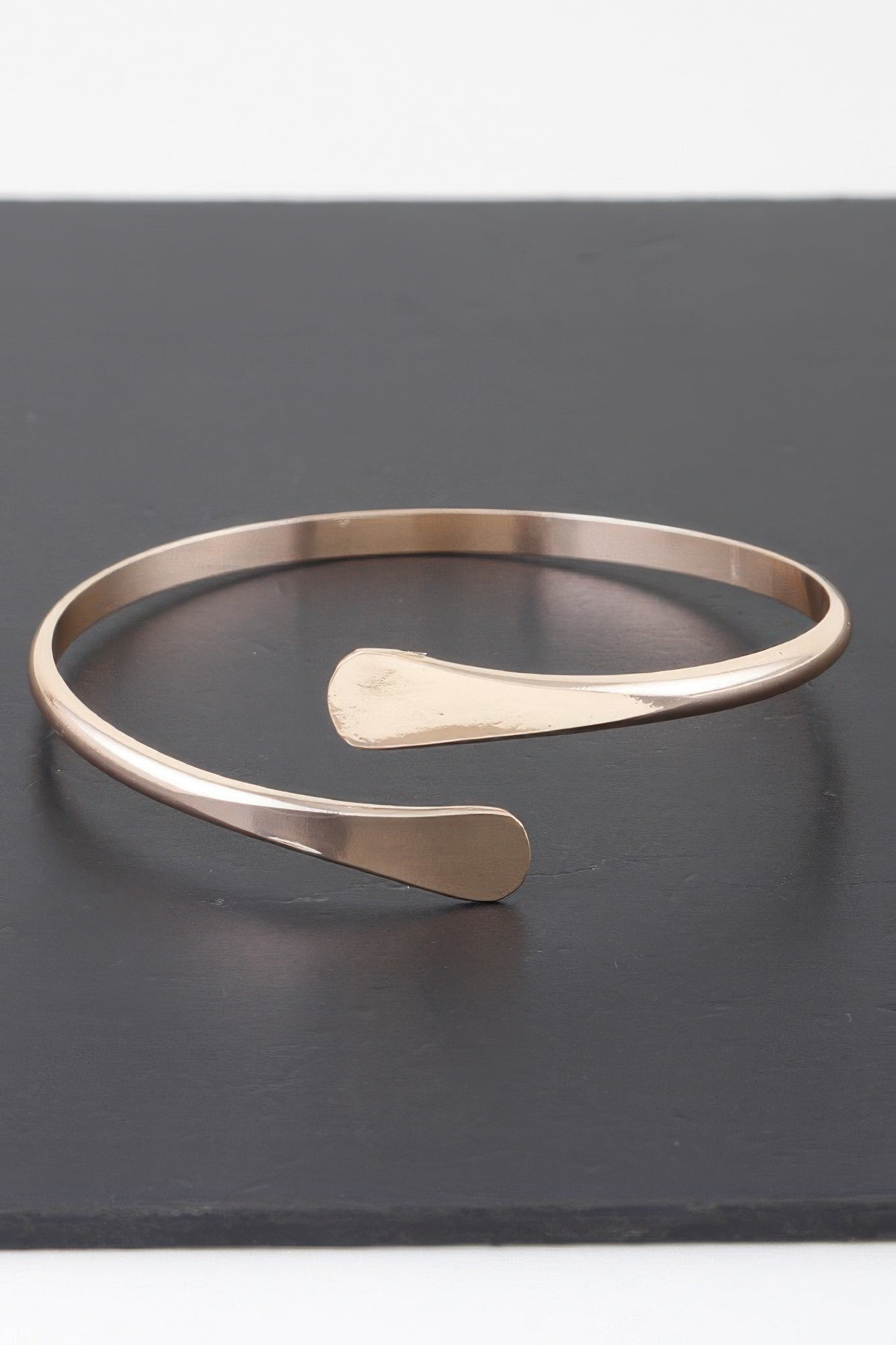 Shiny Open Wrap Bracelet Secondary image