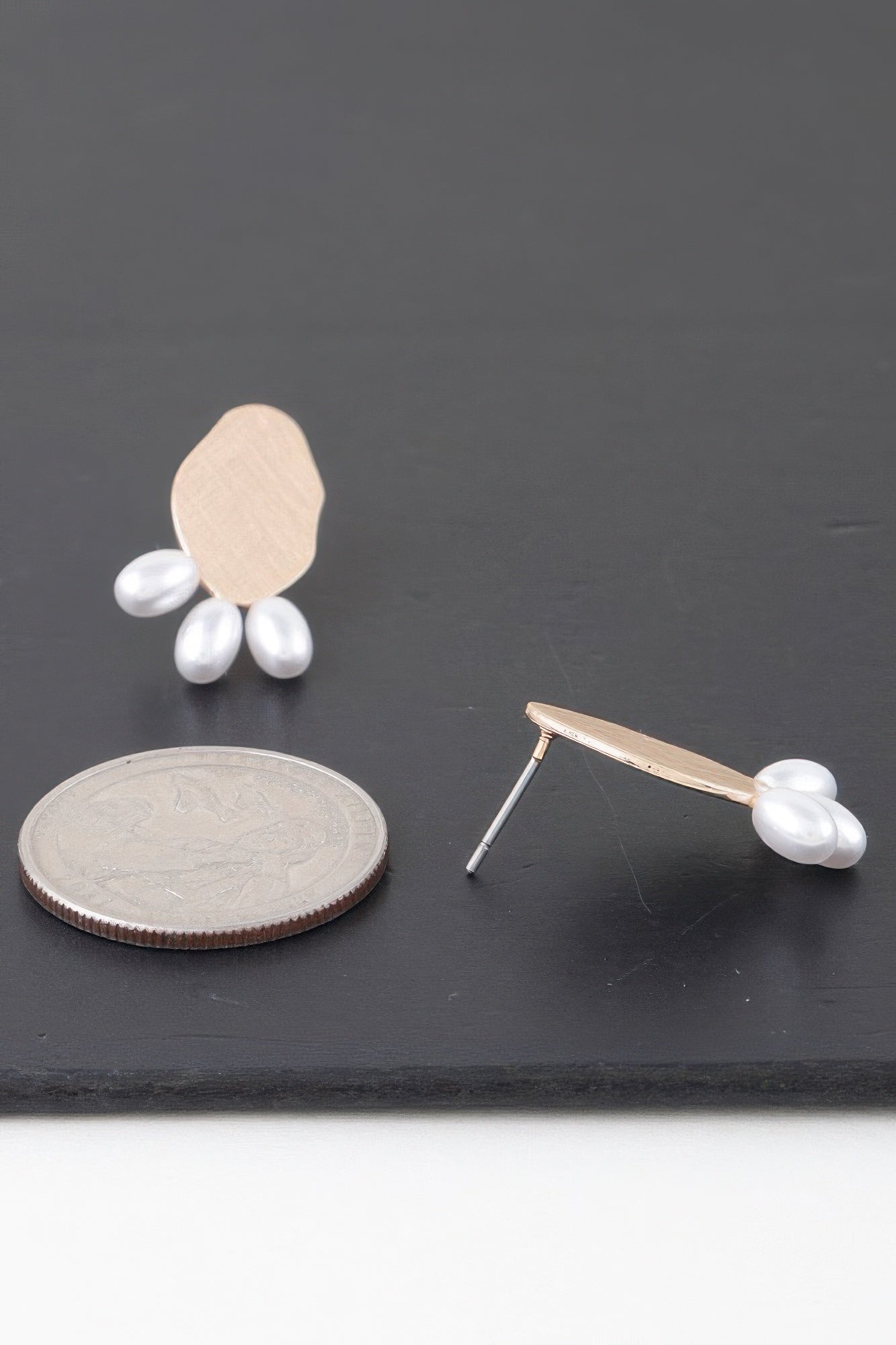 Gold-Cream Pearl Cluster Stud Earrings Secondary image