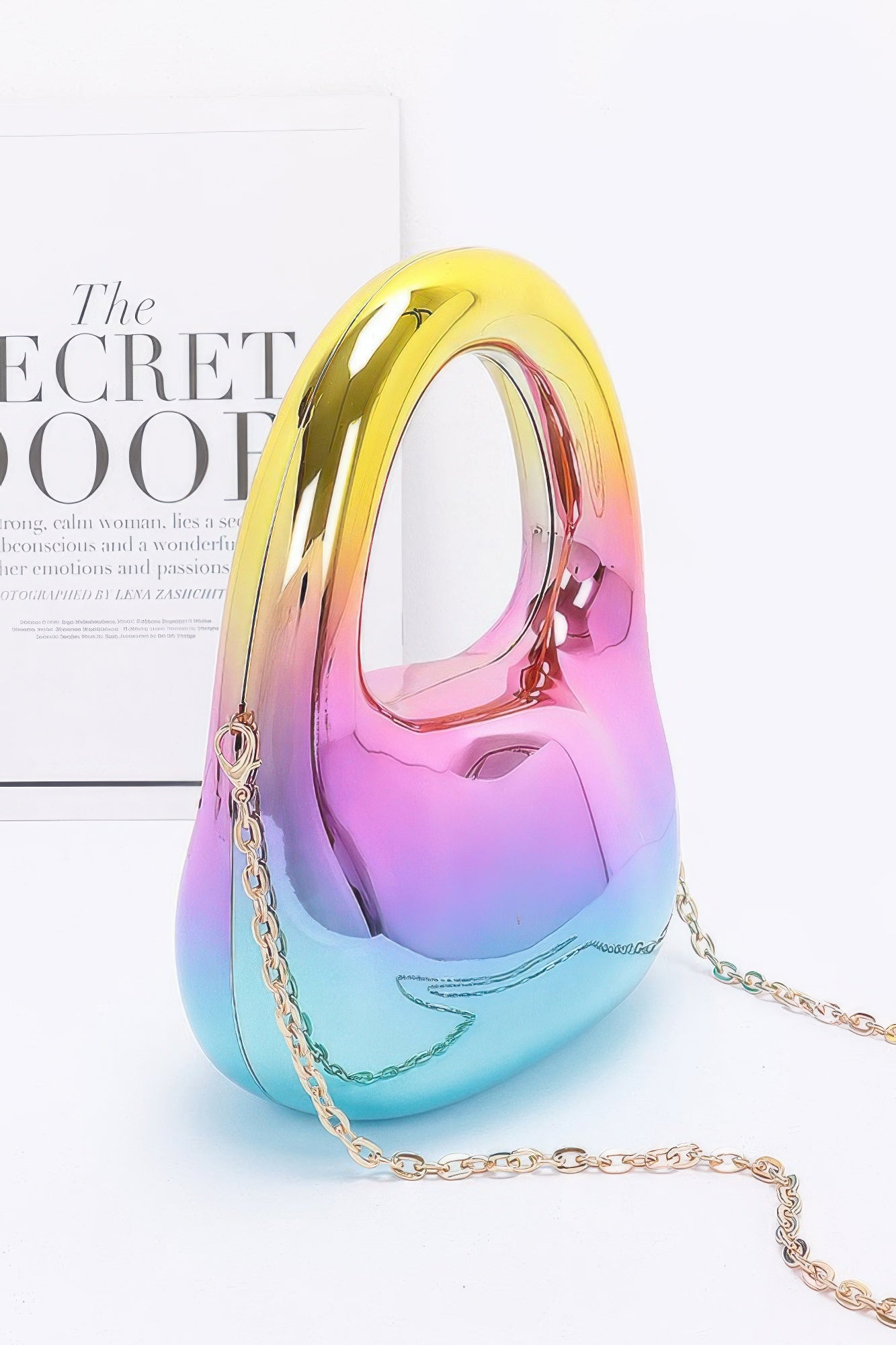 Multicolor Metallic Acrylic Chain Bag Secondary image