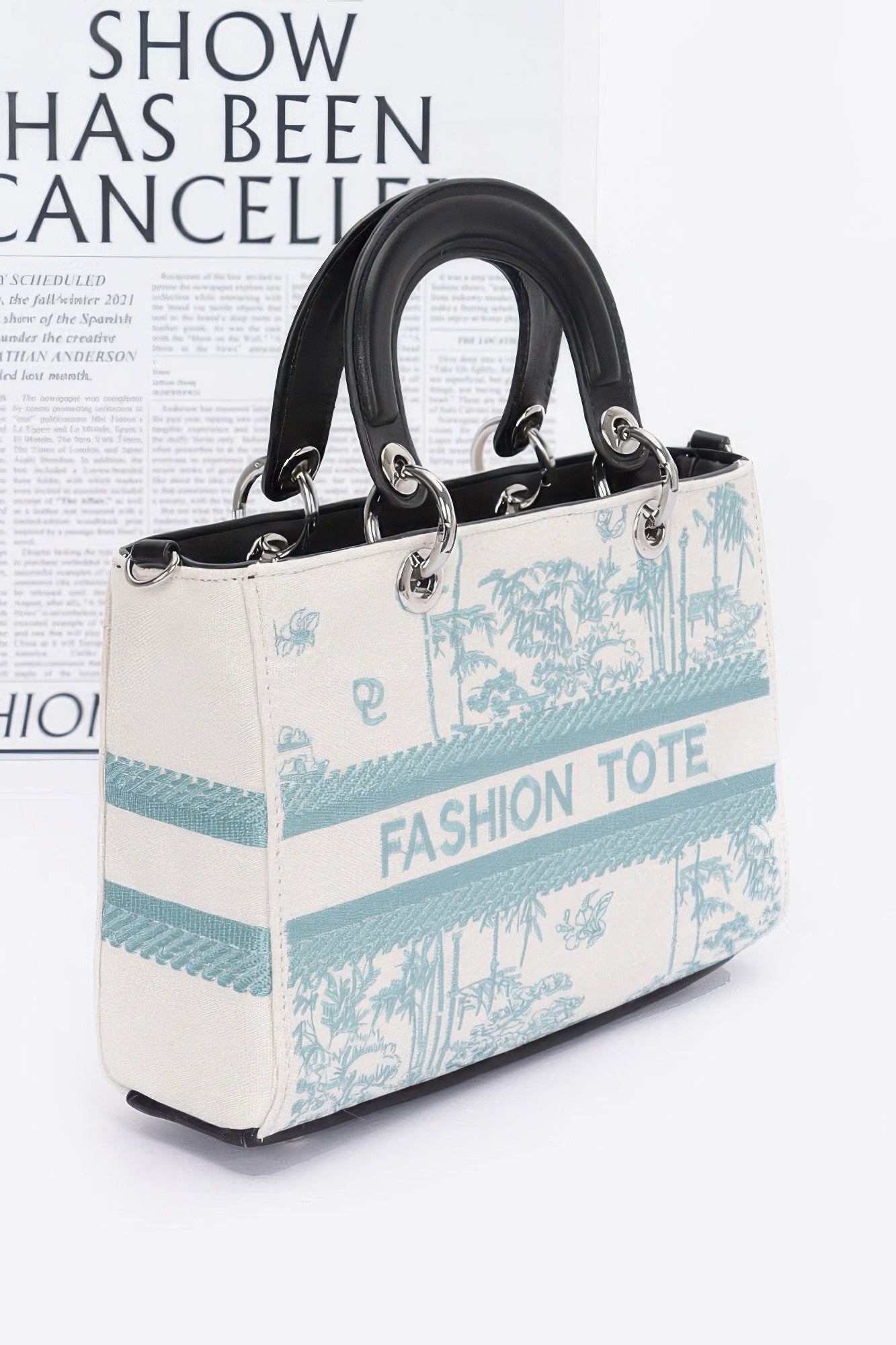 Printed Faux Leather Tote Bag with Shoulder Strap Secondary image