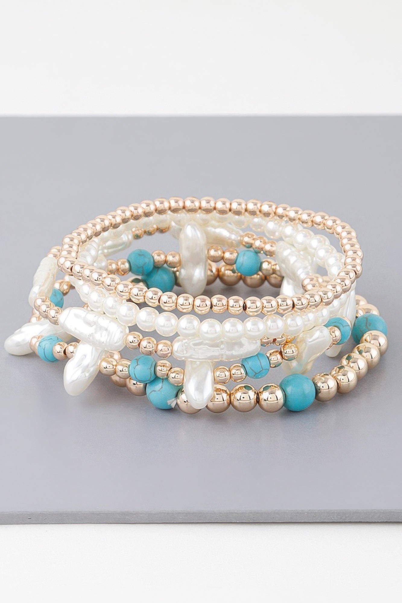 Turquoise and Pearl Beaded Bracelet Secondary image