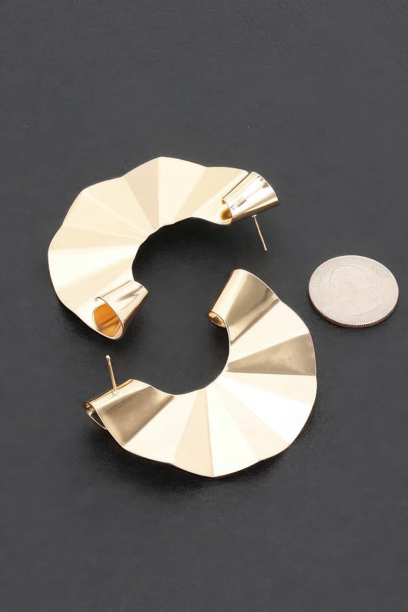 Curved Fan Metal Statement Earrings Secondary image