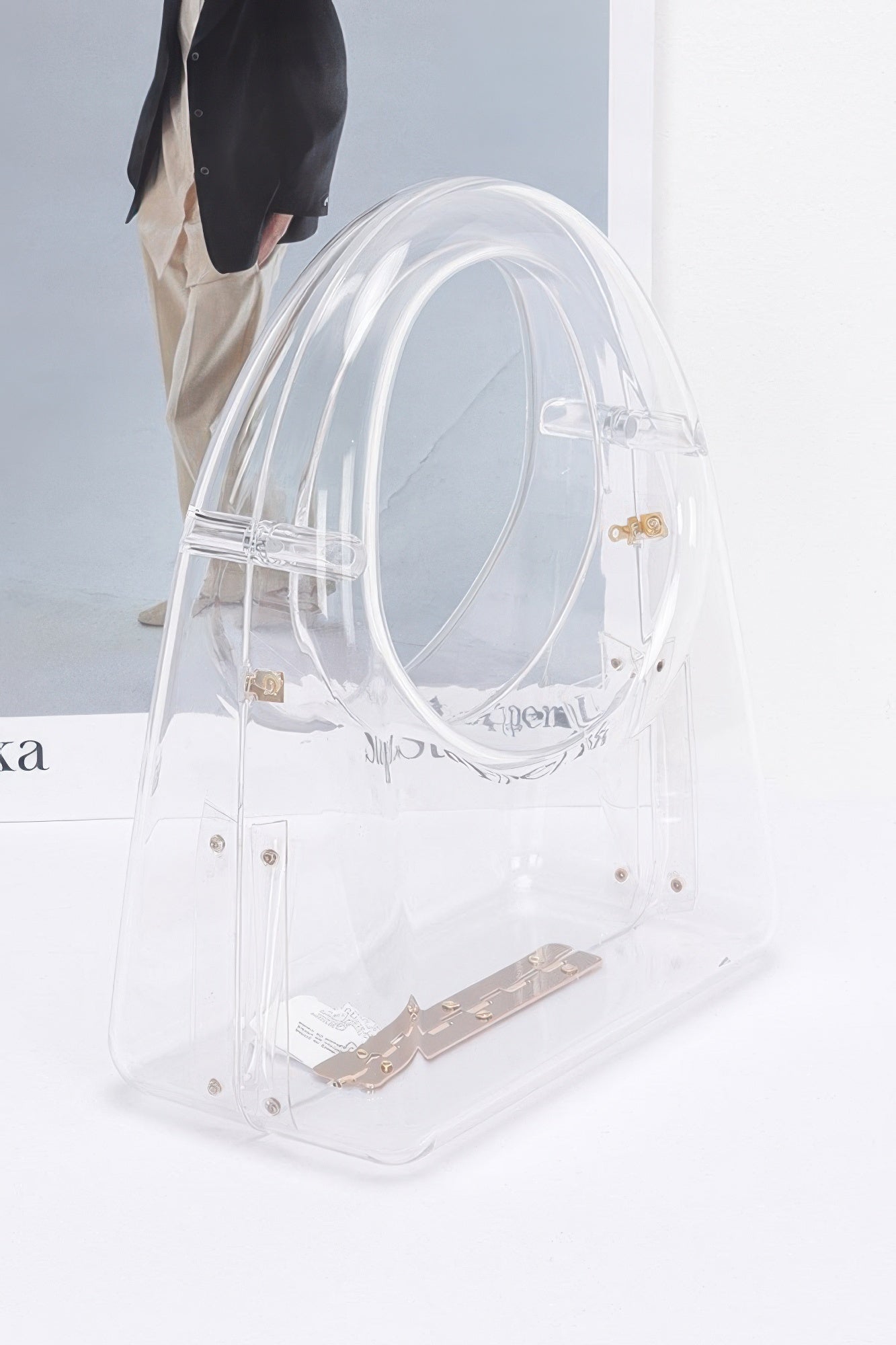 Clear Acrylic Structured Chain Clutch Secondary image