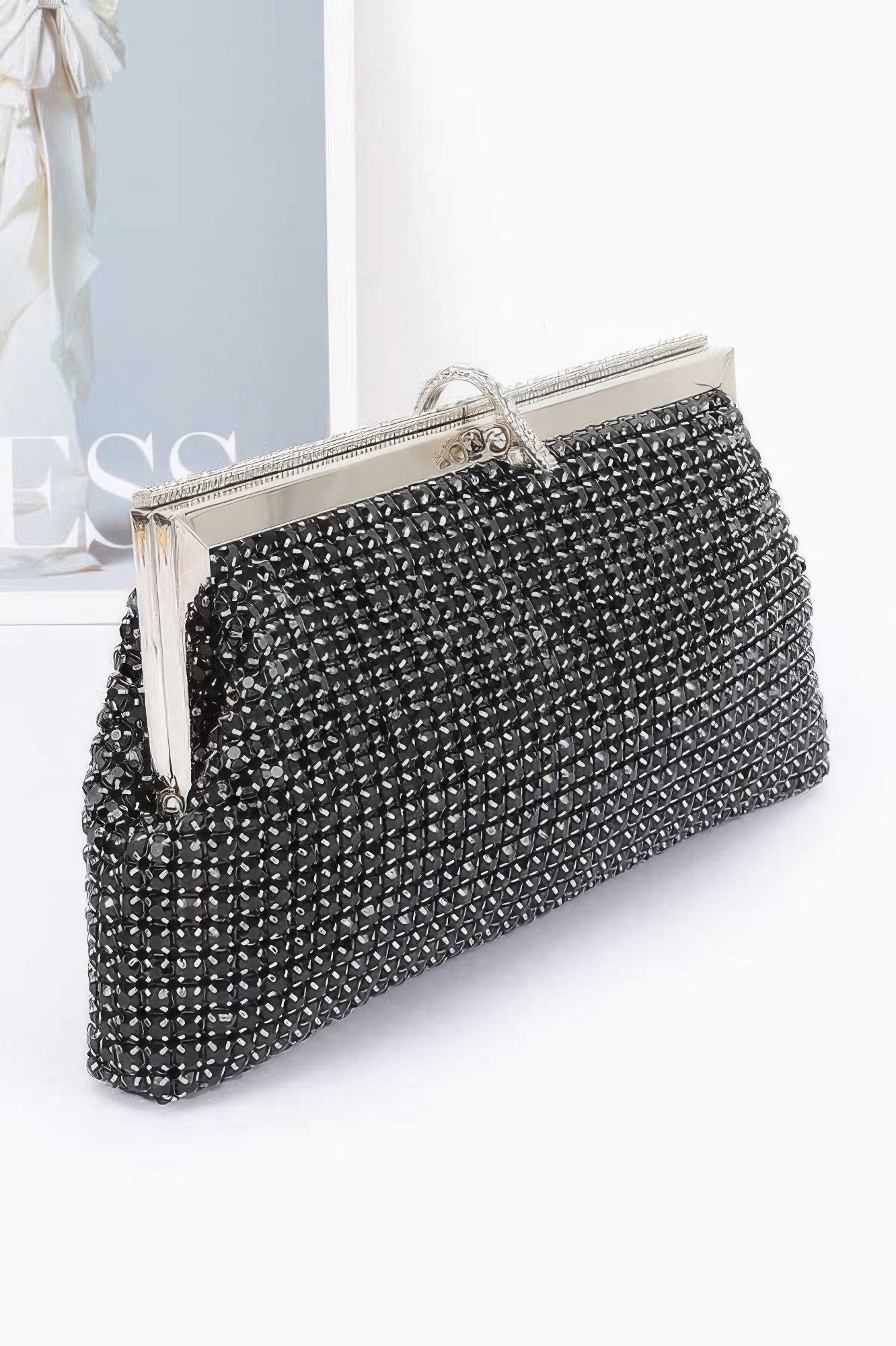 Rhinestone Mesh Chain Strap Clutch Secondary image