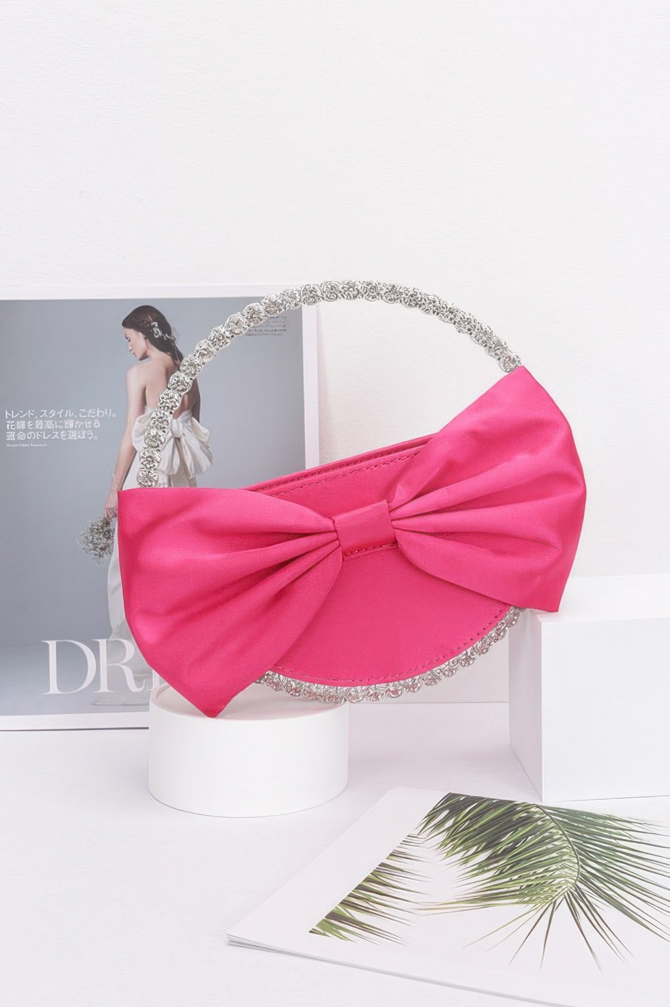 Rhinestone Trim Bow Clutch With Chain Handle Secondary image