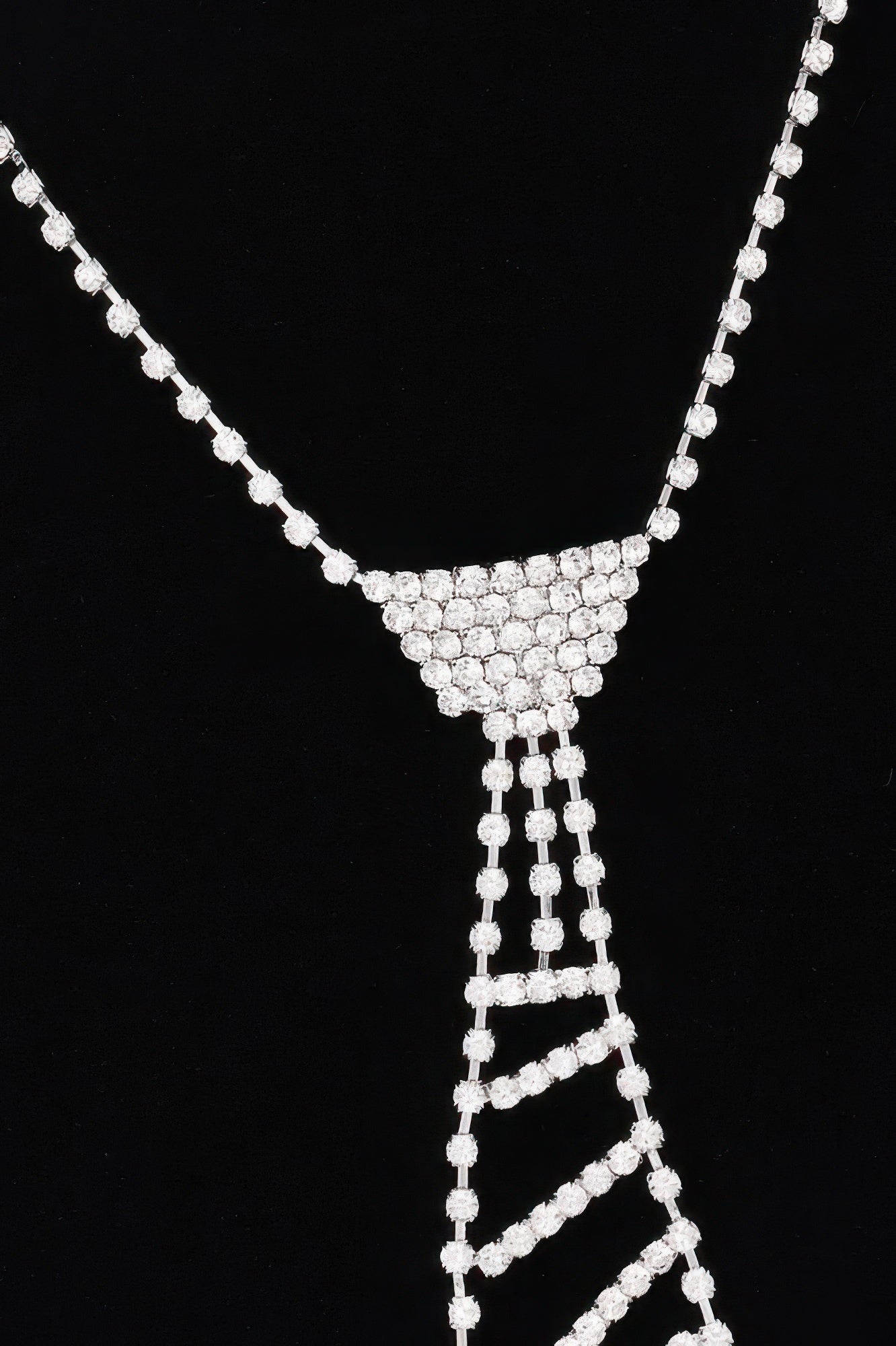 Rhinestone Tie Pendant Statement Necklace Secondary image
