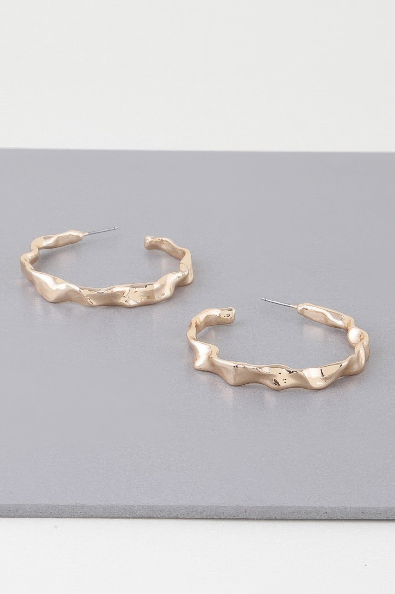 Wavy Hoop Earrings With Fluid Accent Secondary image