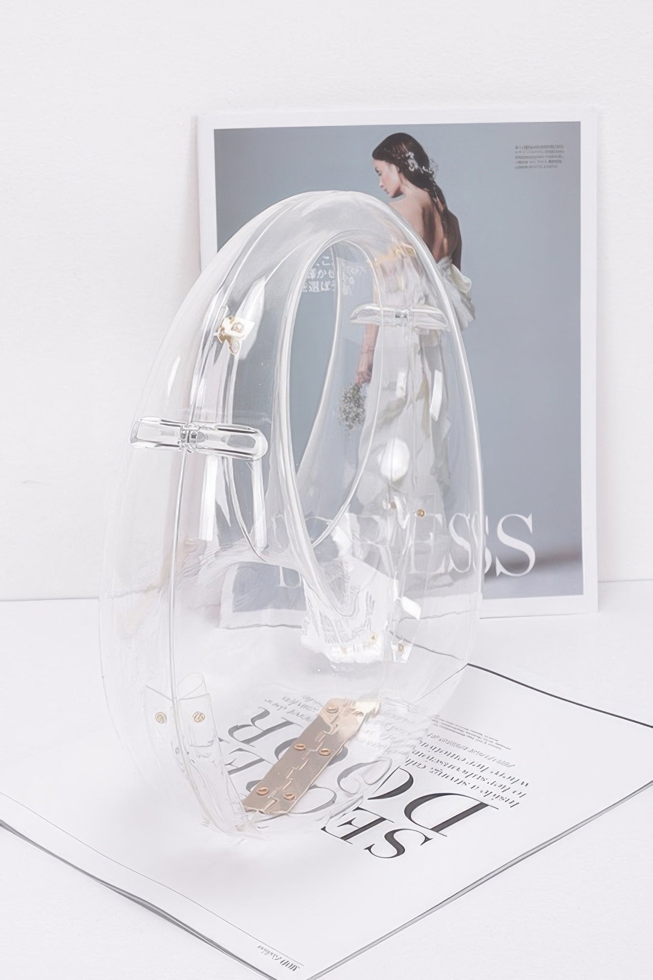 Clear Acrylic Chain-Handle Handbag Secondary image