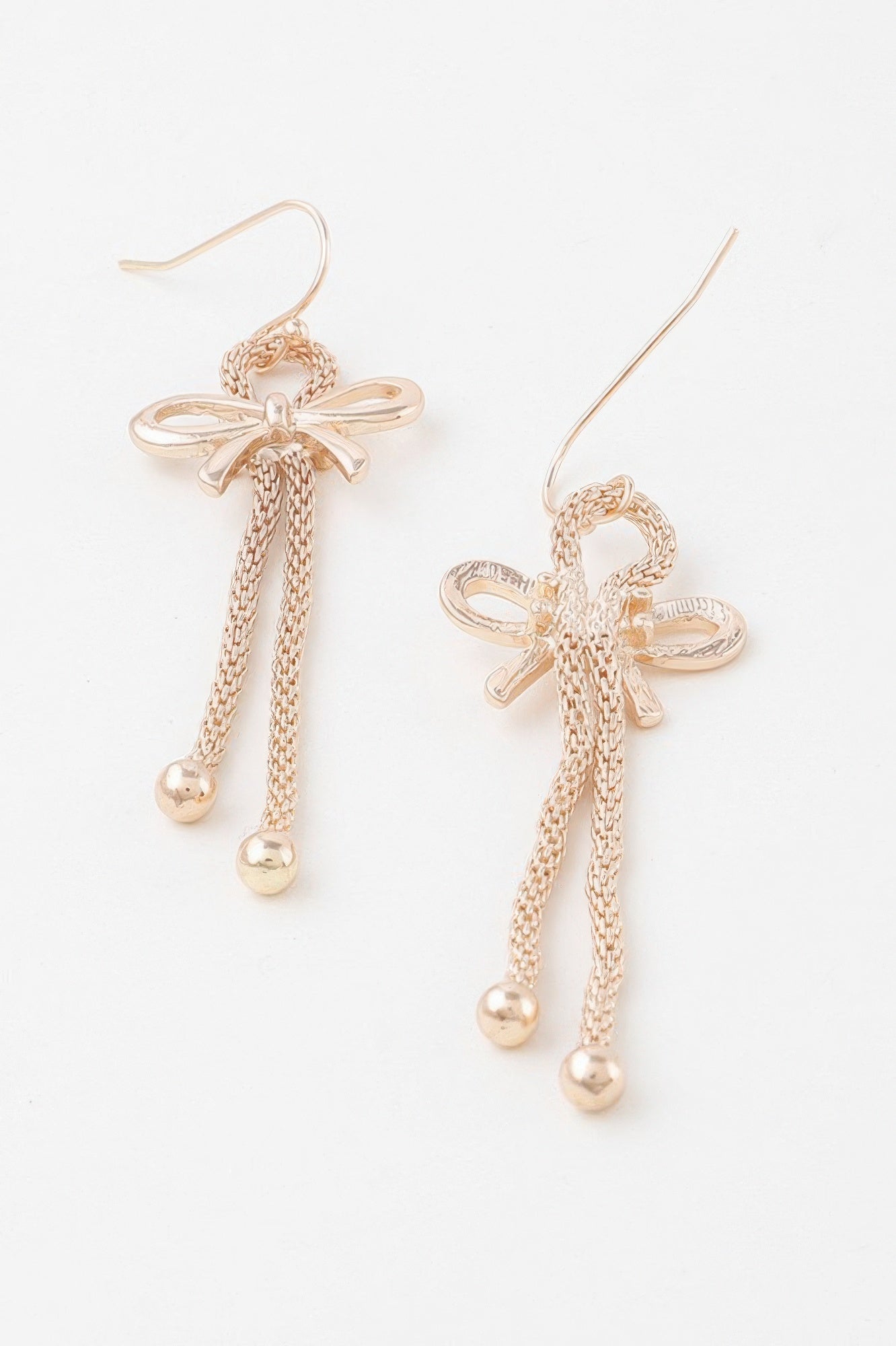 Gold Bow and Box Chain Drop Earrings Secondary image