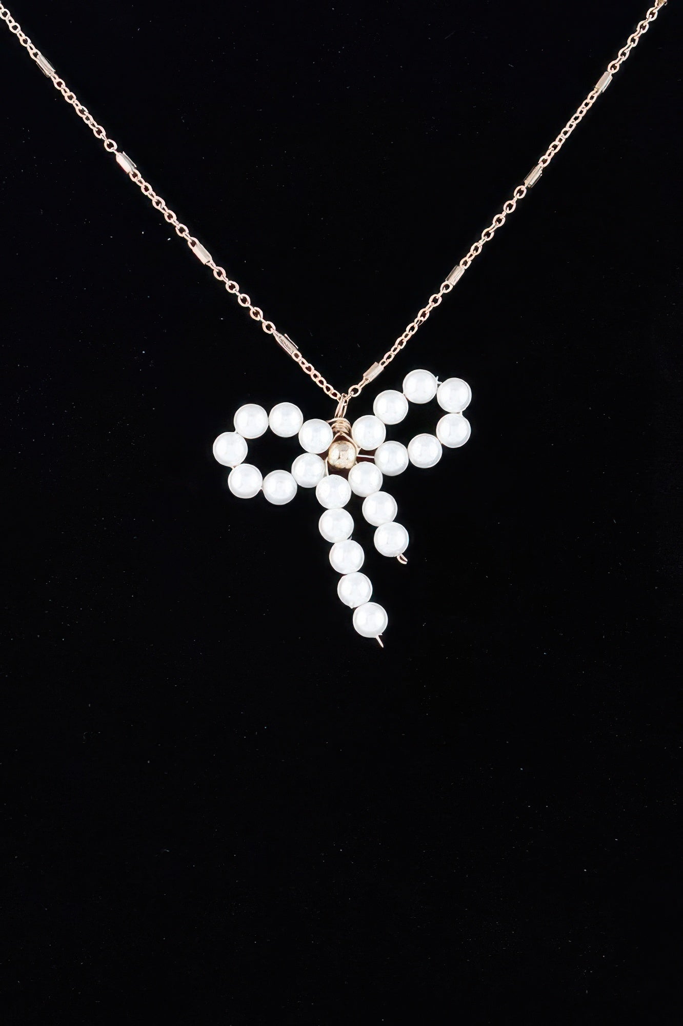 Gold and White Beaded Pendant Necklace Secondary image