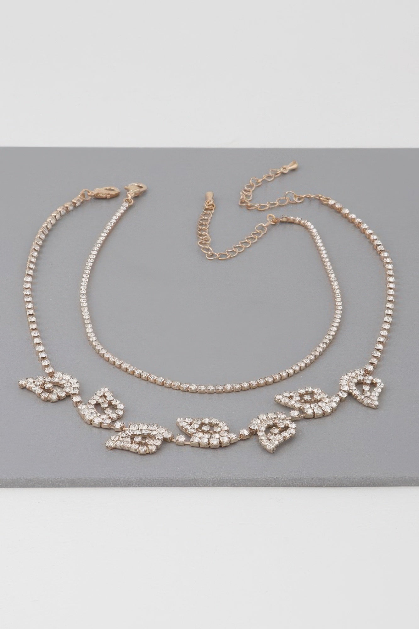 Rhinestone Leaf Vine Choker Necklace Secondary image