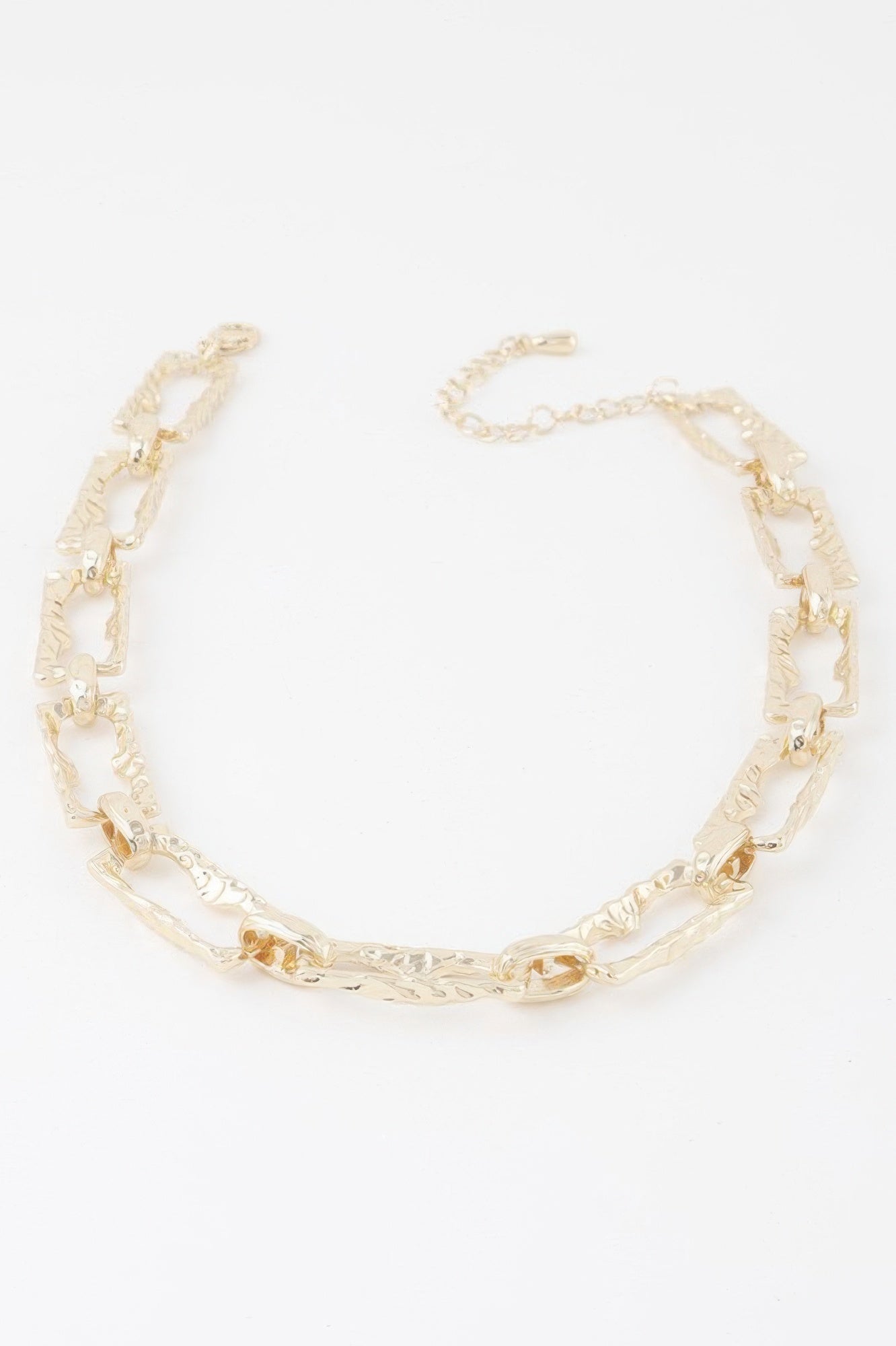 Textured Hammered Link Necklace Secondary image