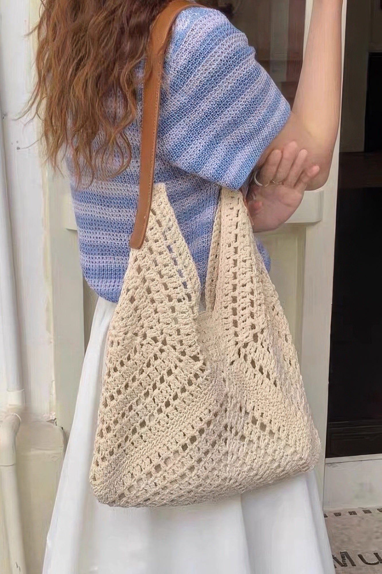 Textured Crochet Shoulder Tote With Matching Pouch Secondary image