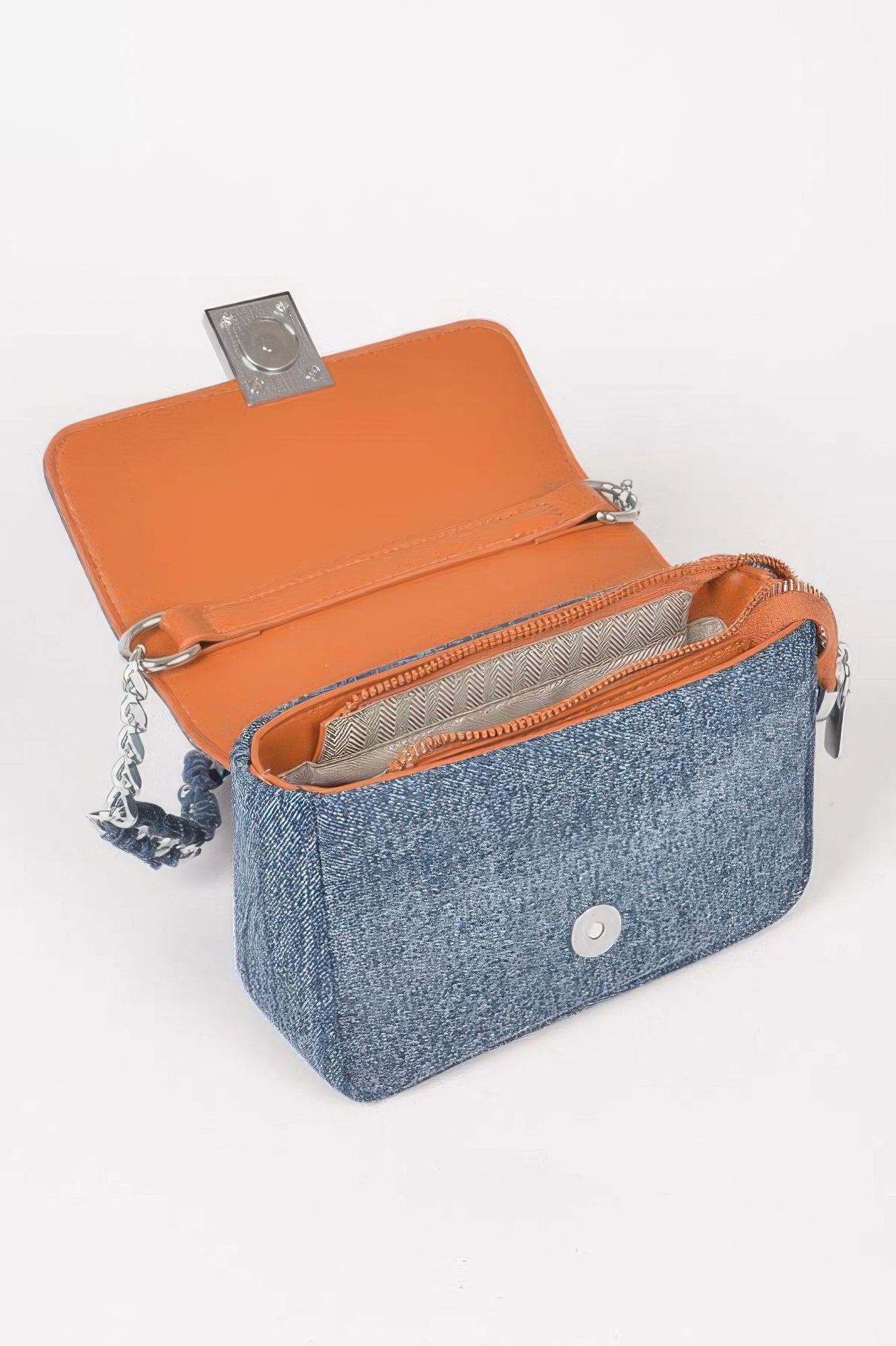Light Blue Denim Flap Shoulder Bag with Chain Handle Secondary image