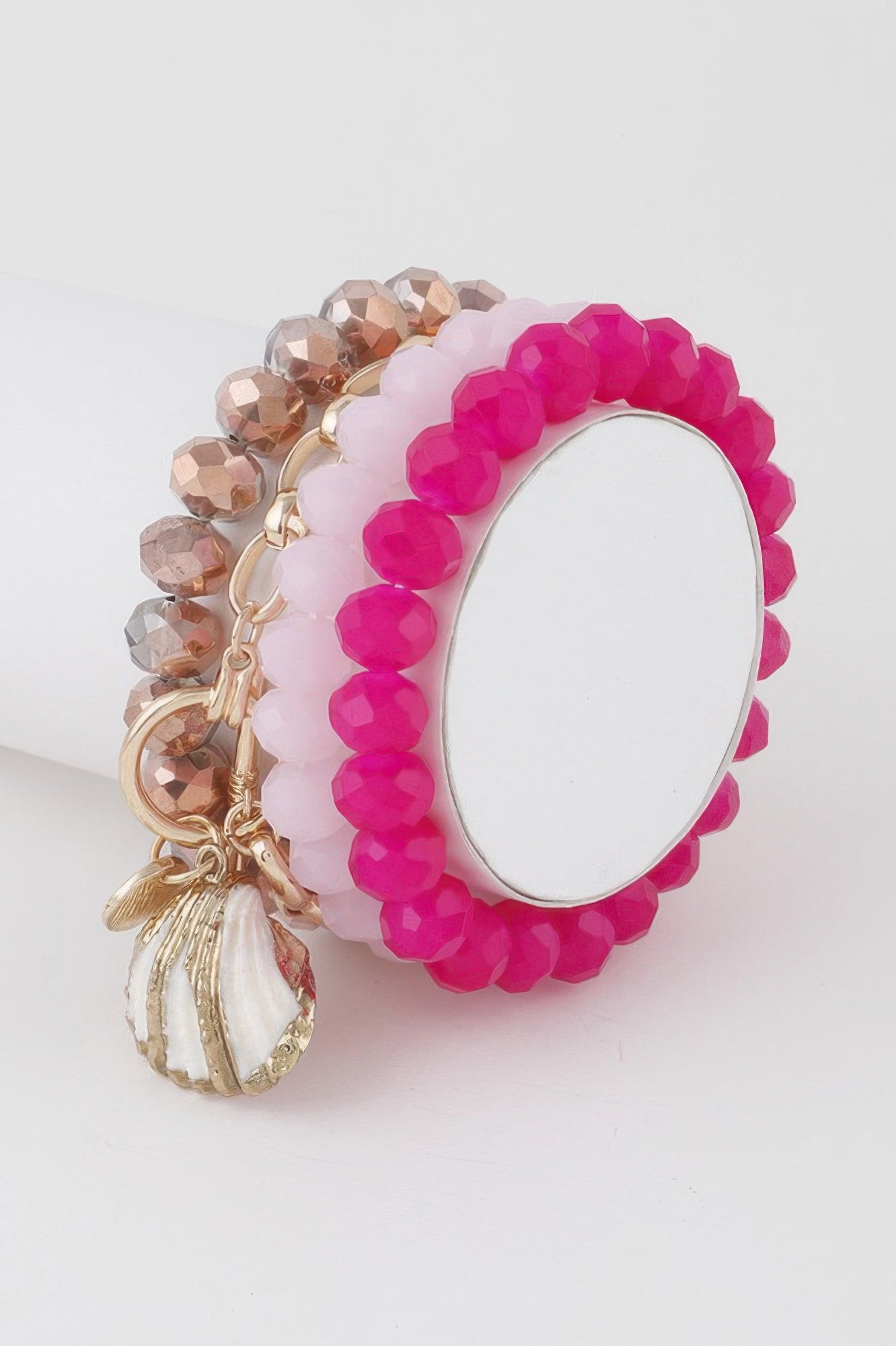 Faceted Beaded Seashell Charm Bracelet Secondary image