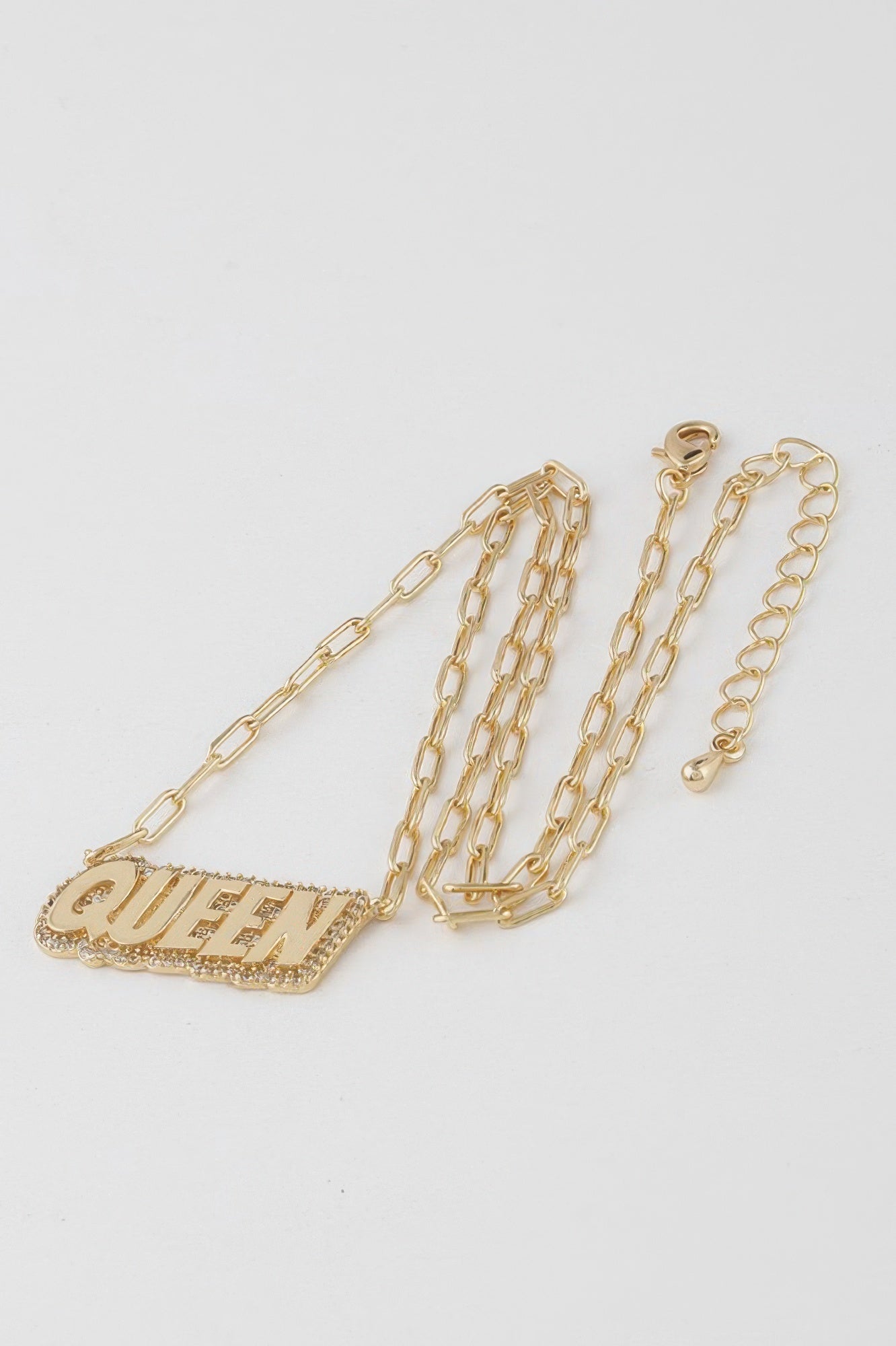 Queen Jeweled Pendant Chain Necklace Secondary image