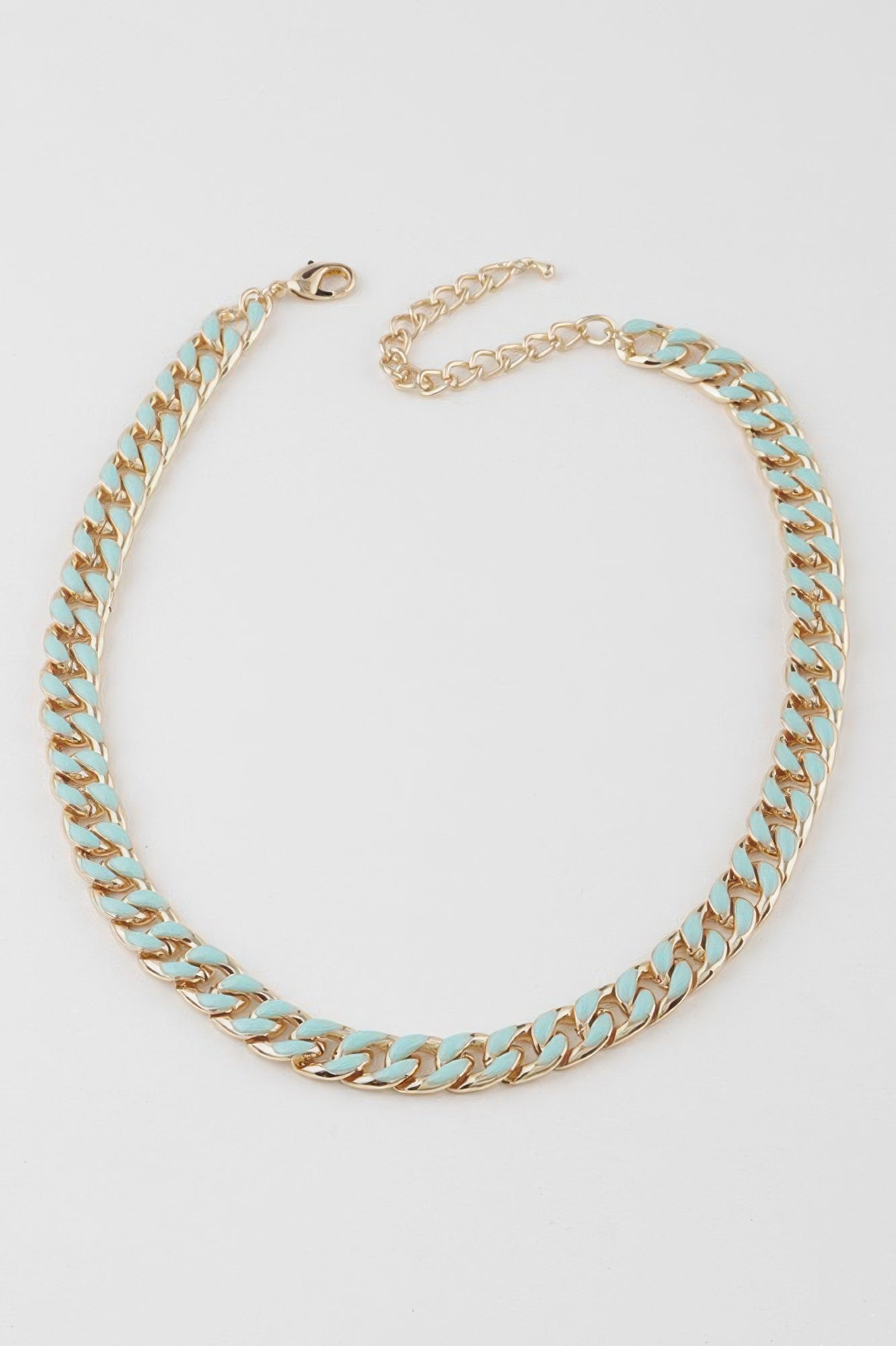 Two-Tone Curb Chain Necklace Secondary image