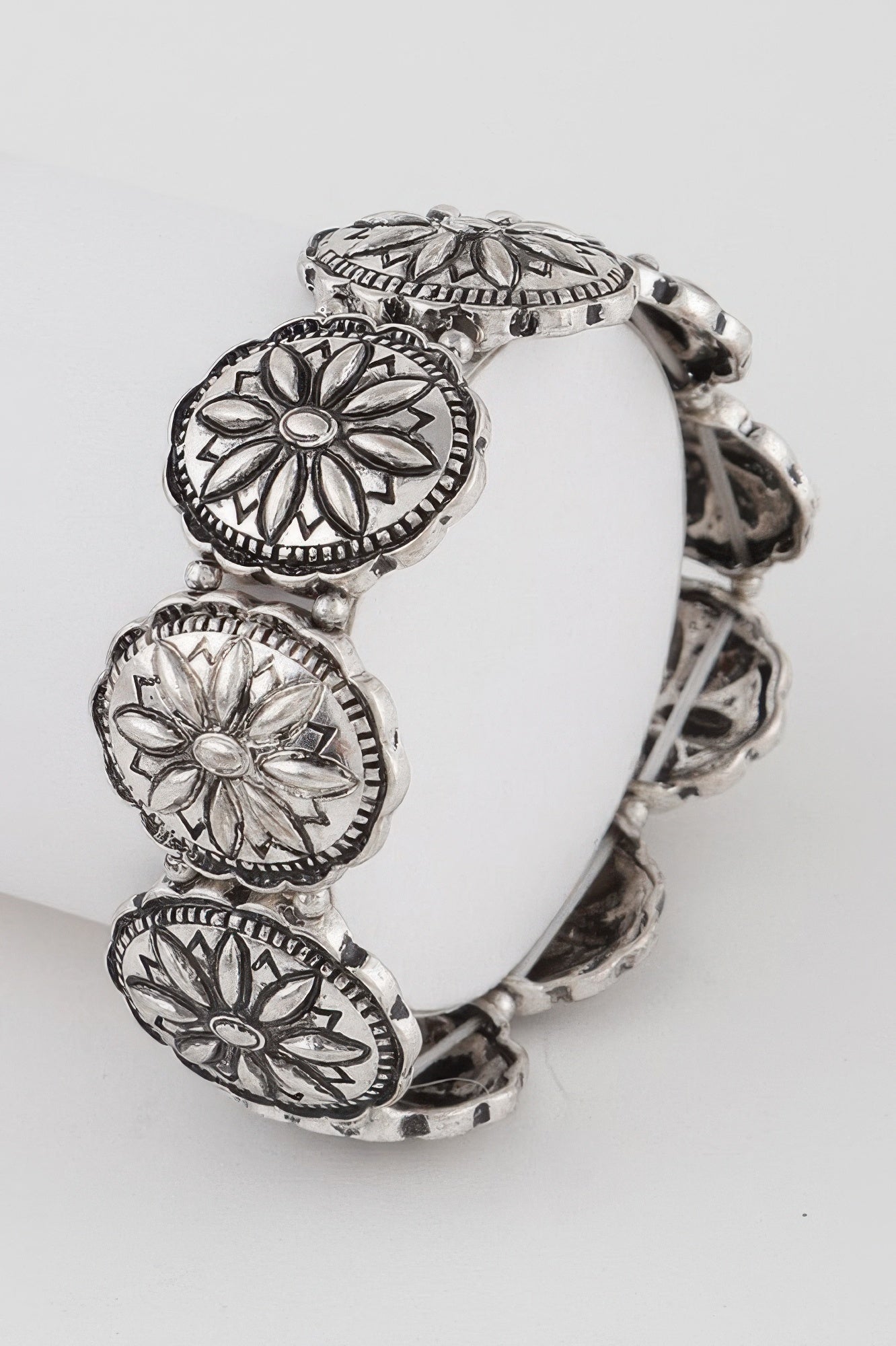 Vintage Floral Medallion Bracelet Secondary image