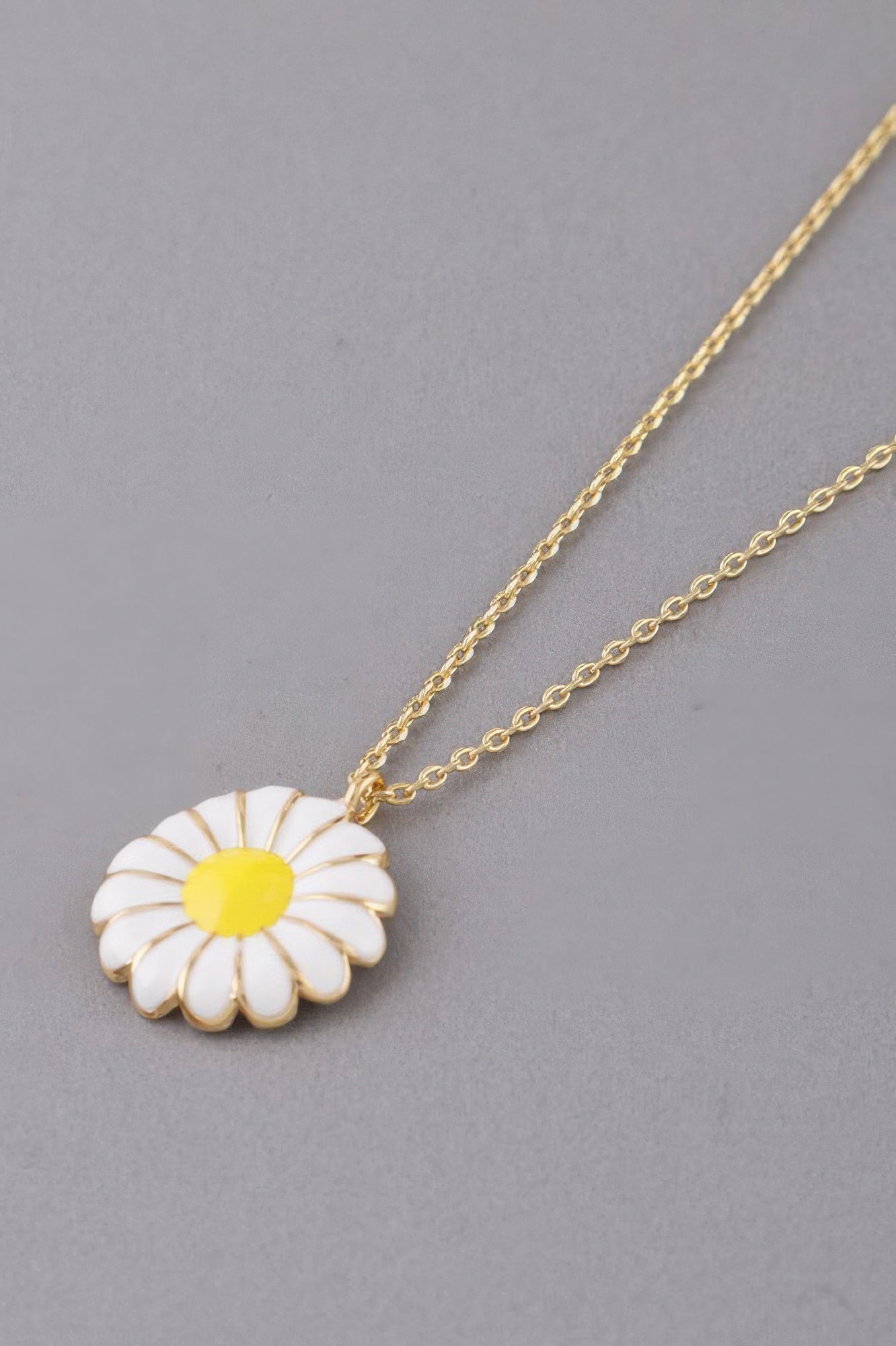 Gold and White Daisy Pendant Necklace Secondary image