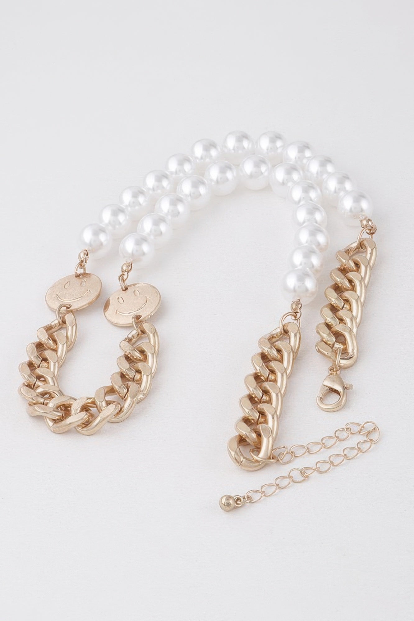 Two-Tone Pearl-Inspired Bead and Chain Necklace Secondary image