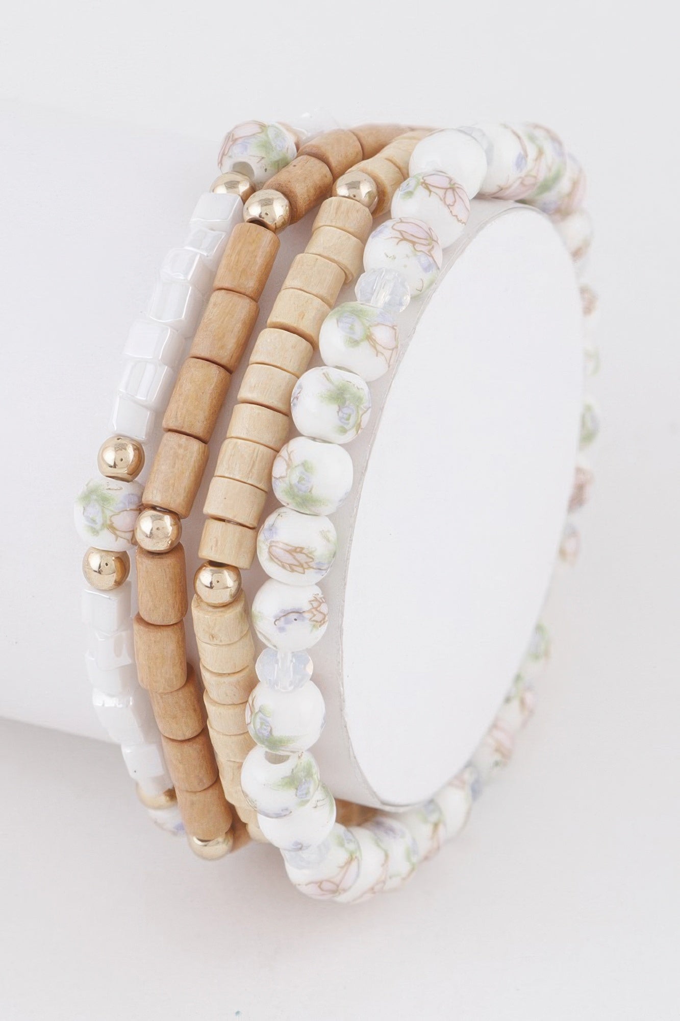 Nature-Inspired Beaded Bracelet Secondary image