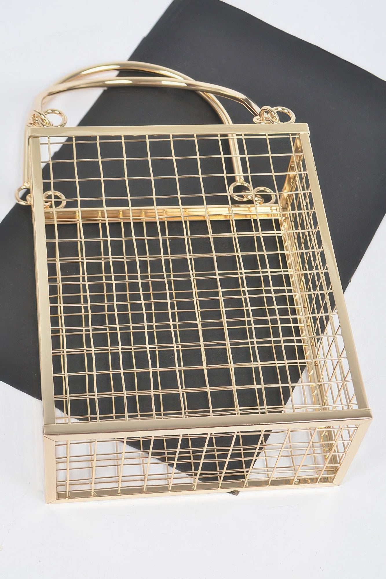 Structured Metal Wire Clutch Bag Secondary image