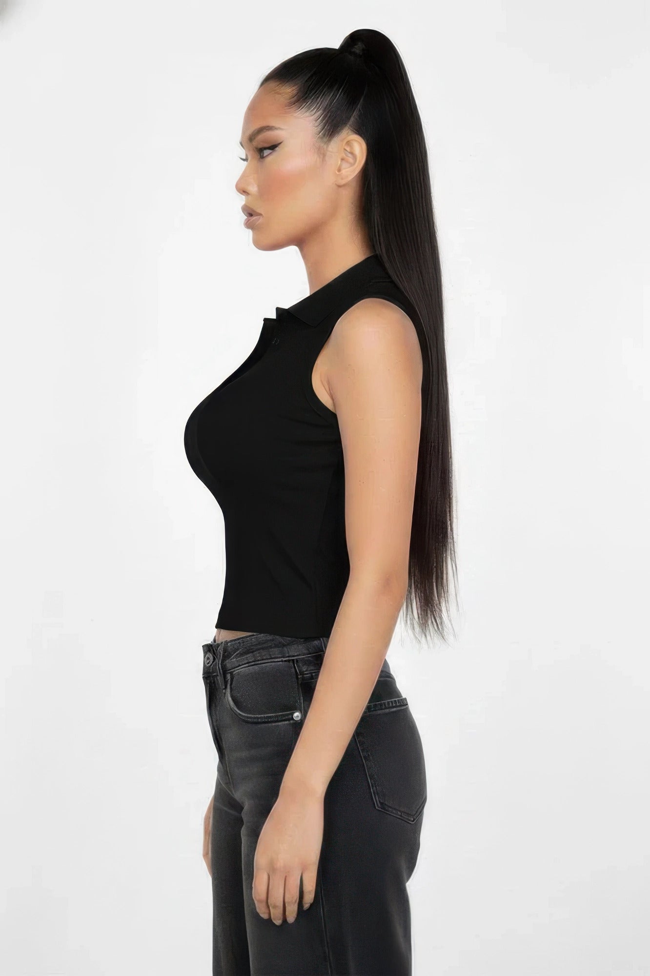 Sleeveless Cropped Polo Top Secondary image