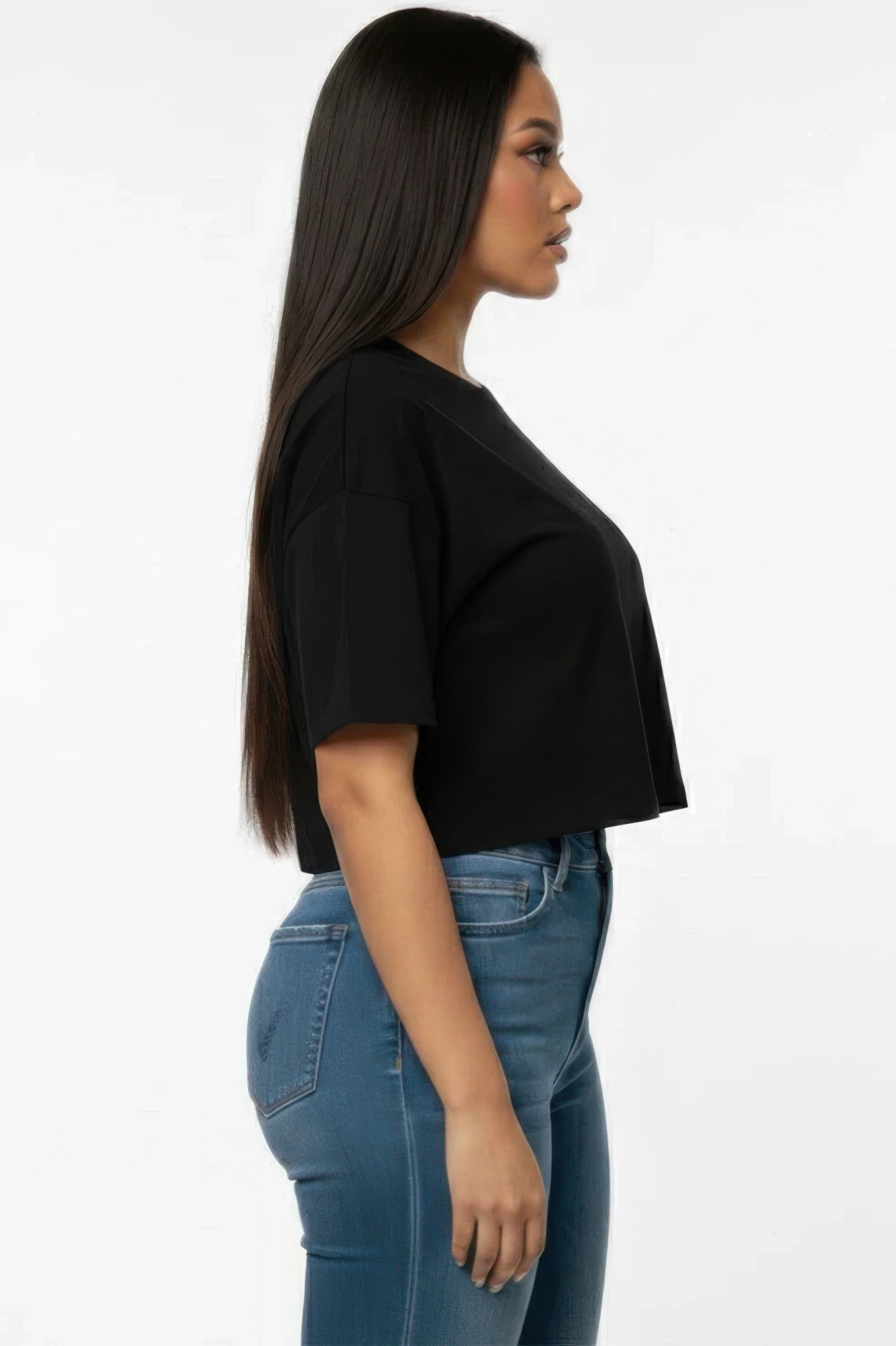 Women's Short Sleeve Cropped Crew Neck Top Secondary image