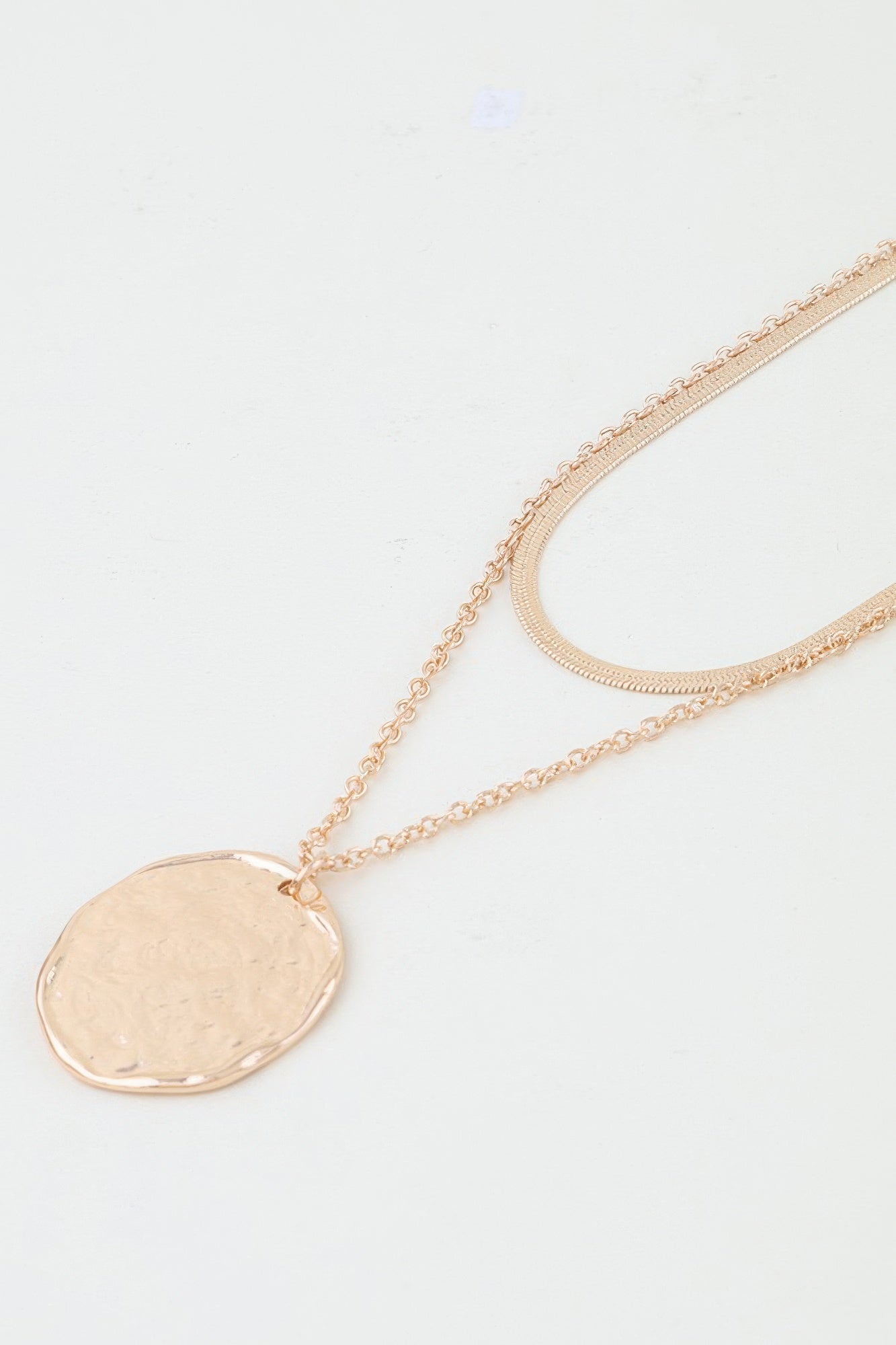 Layered Hammered Disc Pendant Necklace Secondary image