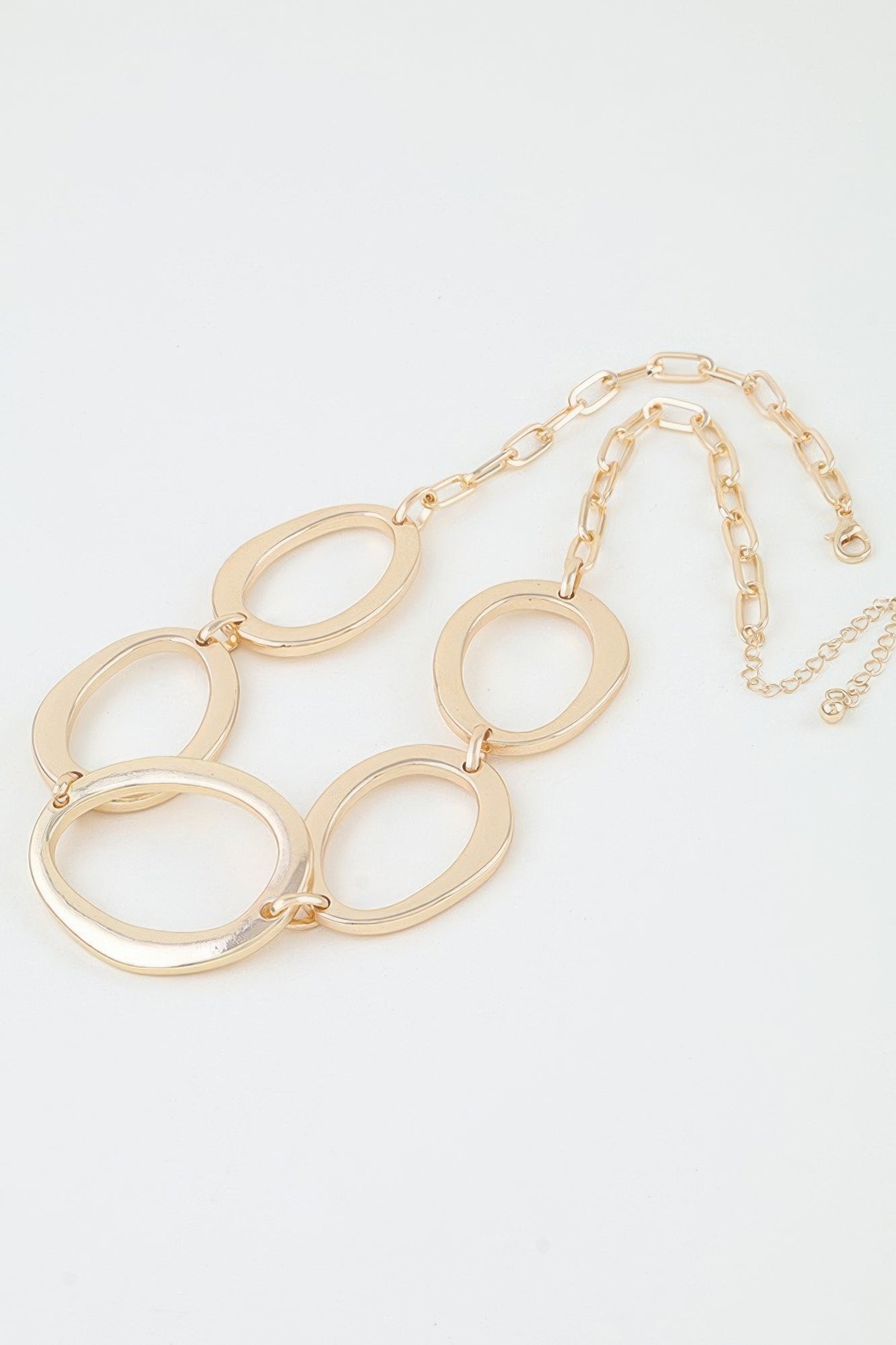 Gold Five-Link Oval Chain Necklace Secondary image