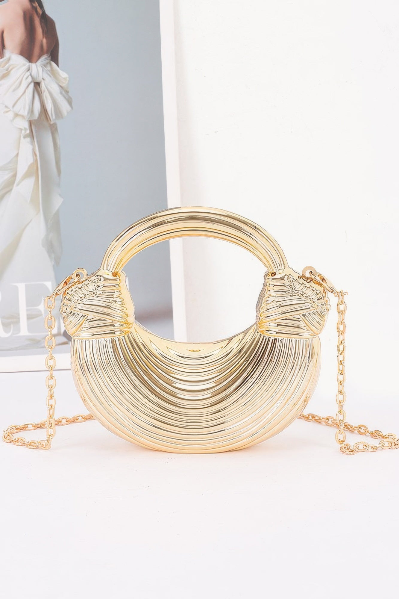 Acrylic Round Handle Chain Bag Secondary image