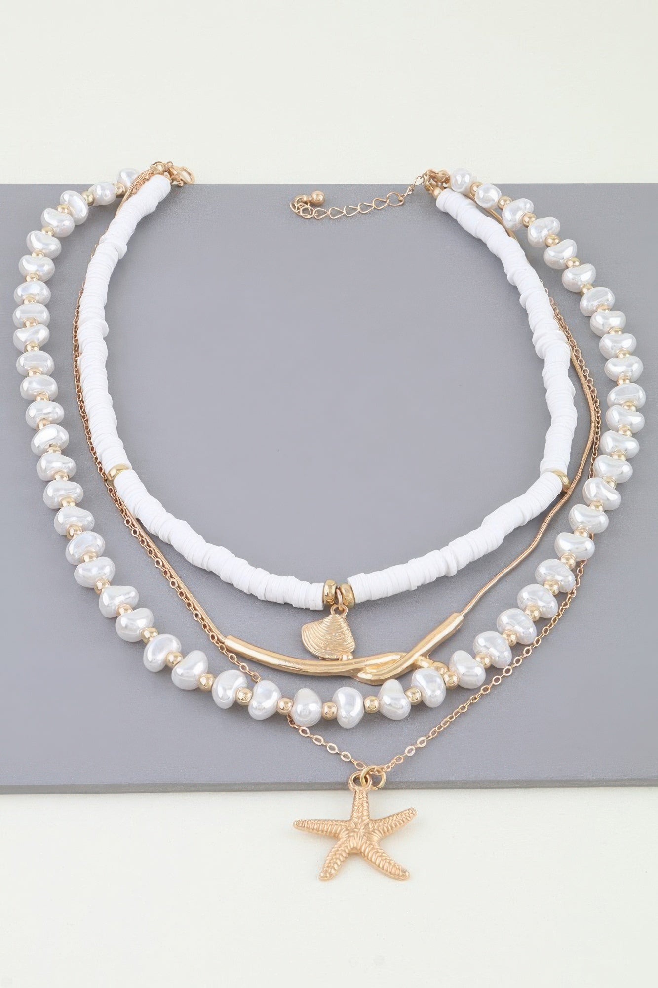 Layered Gold-Tone Starfish and Shell Pendant Necklace Secondary image