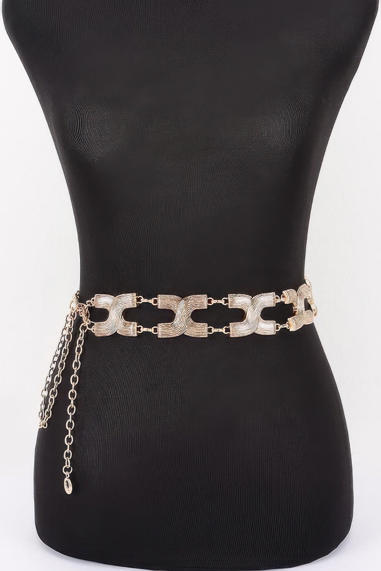 Gold Textured Interlocking Link Plus Size Belt Secondary image
