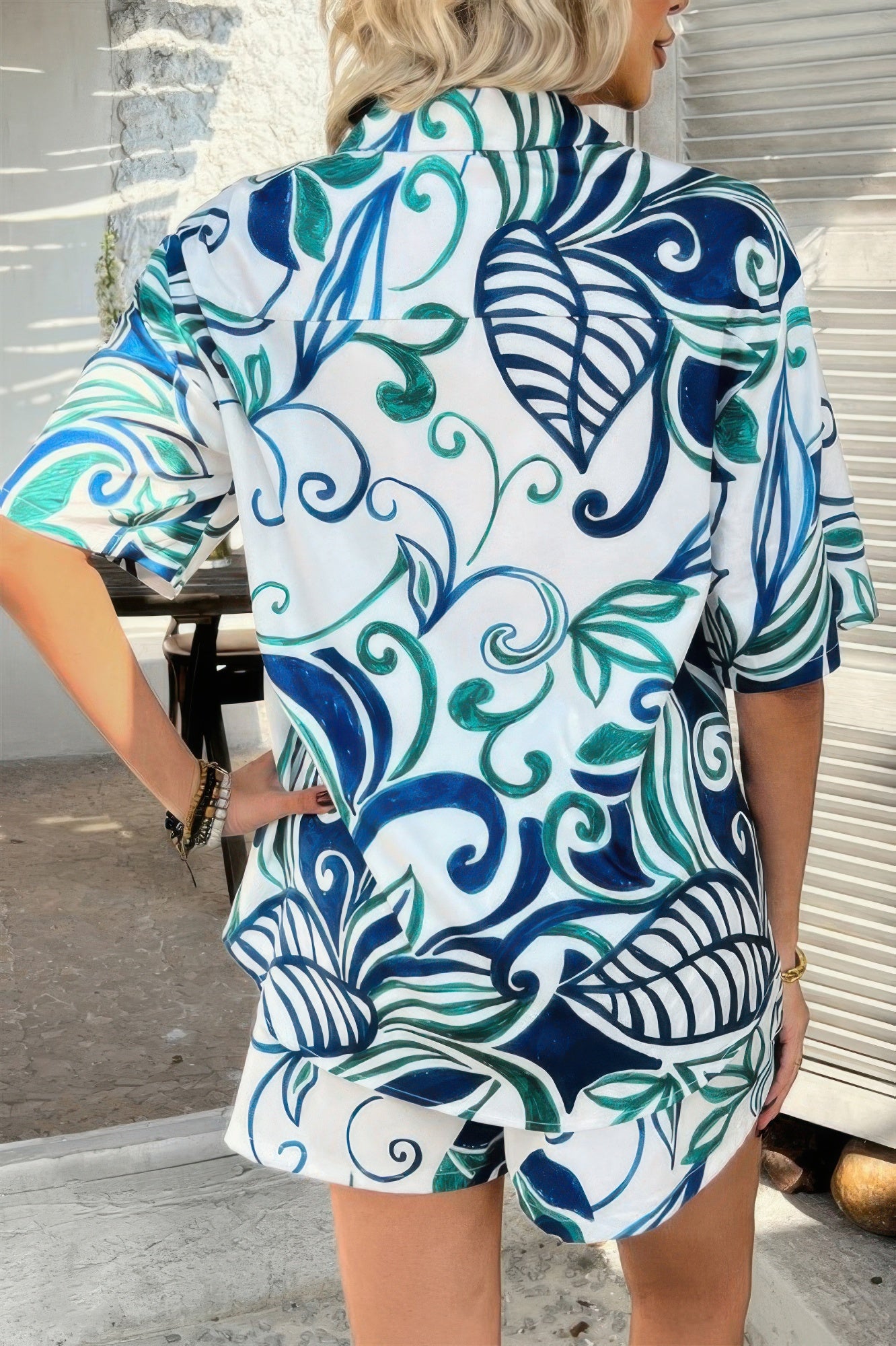 Blue Botanical Print Button-Down Shirt and Shorts Set Secondary image